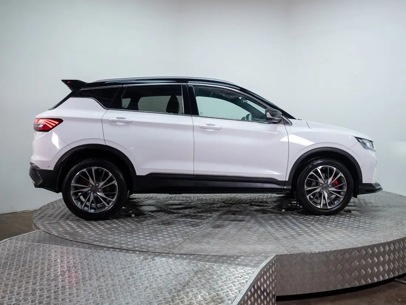 Geely COOLRAY 2023 - Imagen 8 de 20