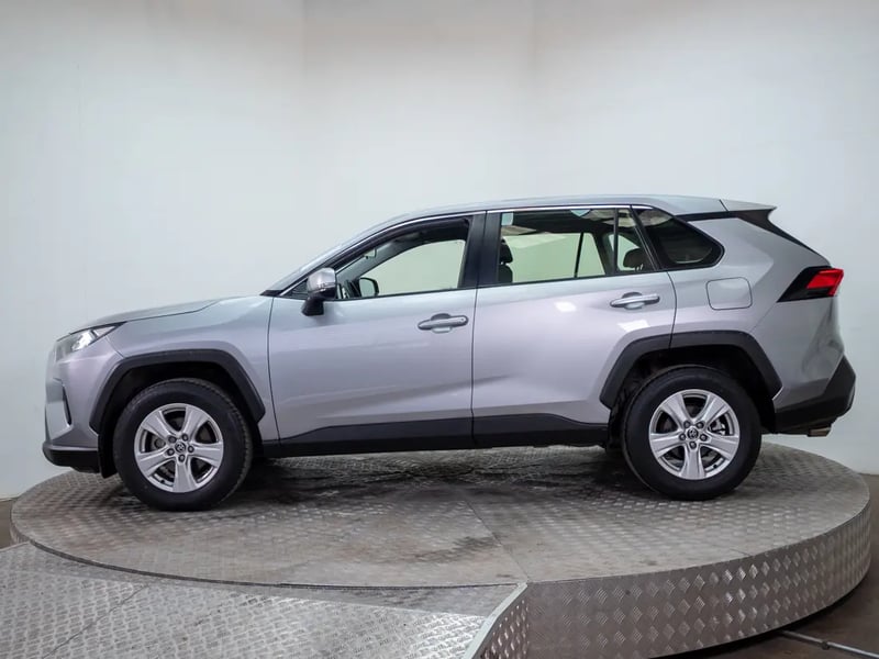 Toyota RAV 4 2020 - Imagen 3 de 20