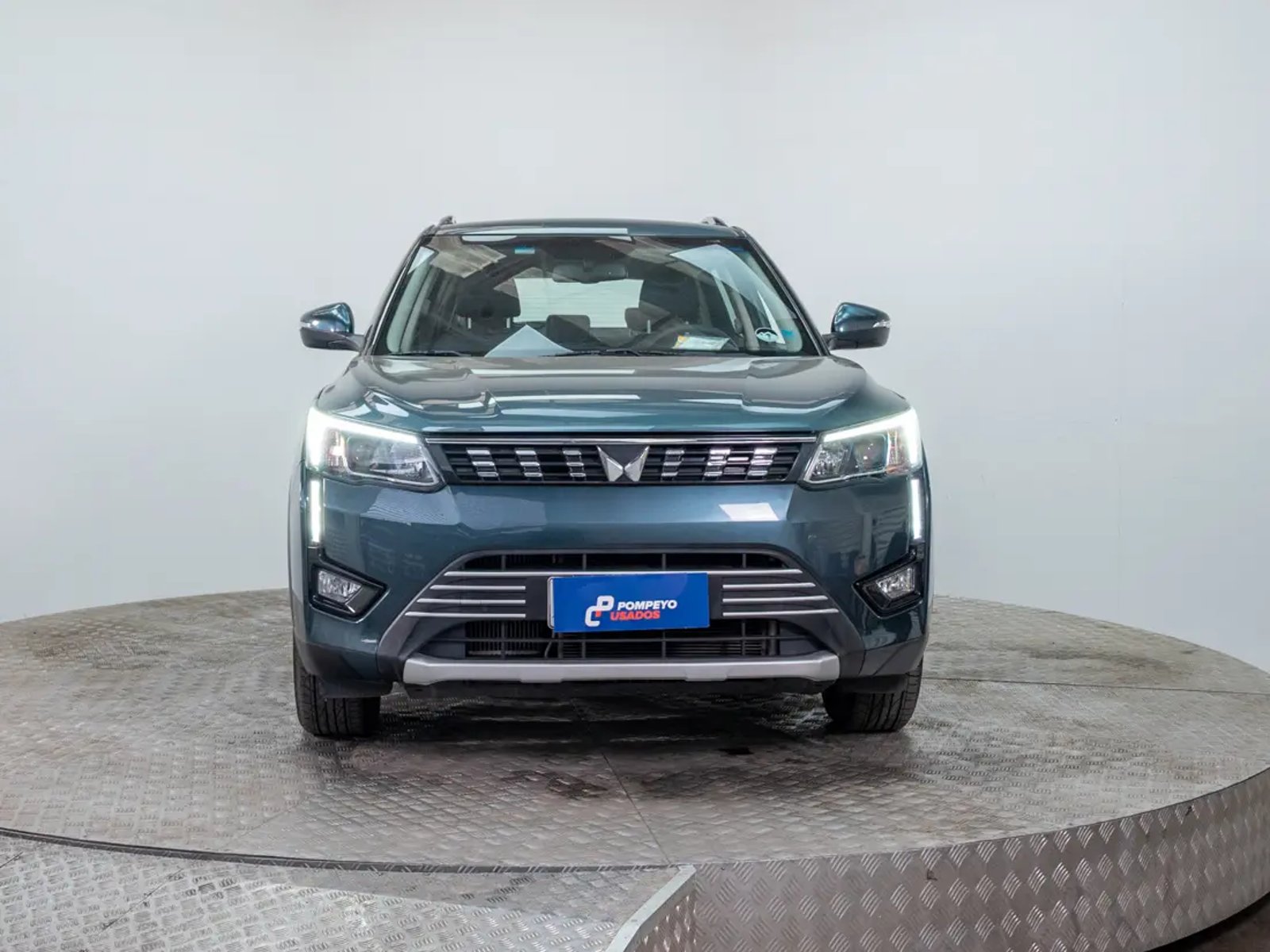 Mahindra XUV300 2024 - Foto 2 de 20