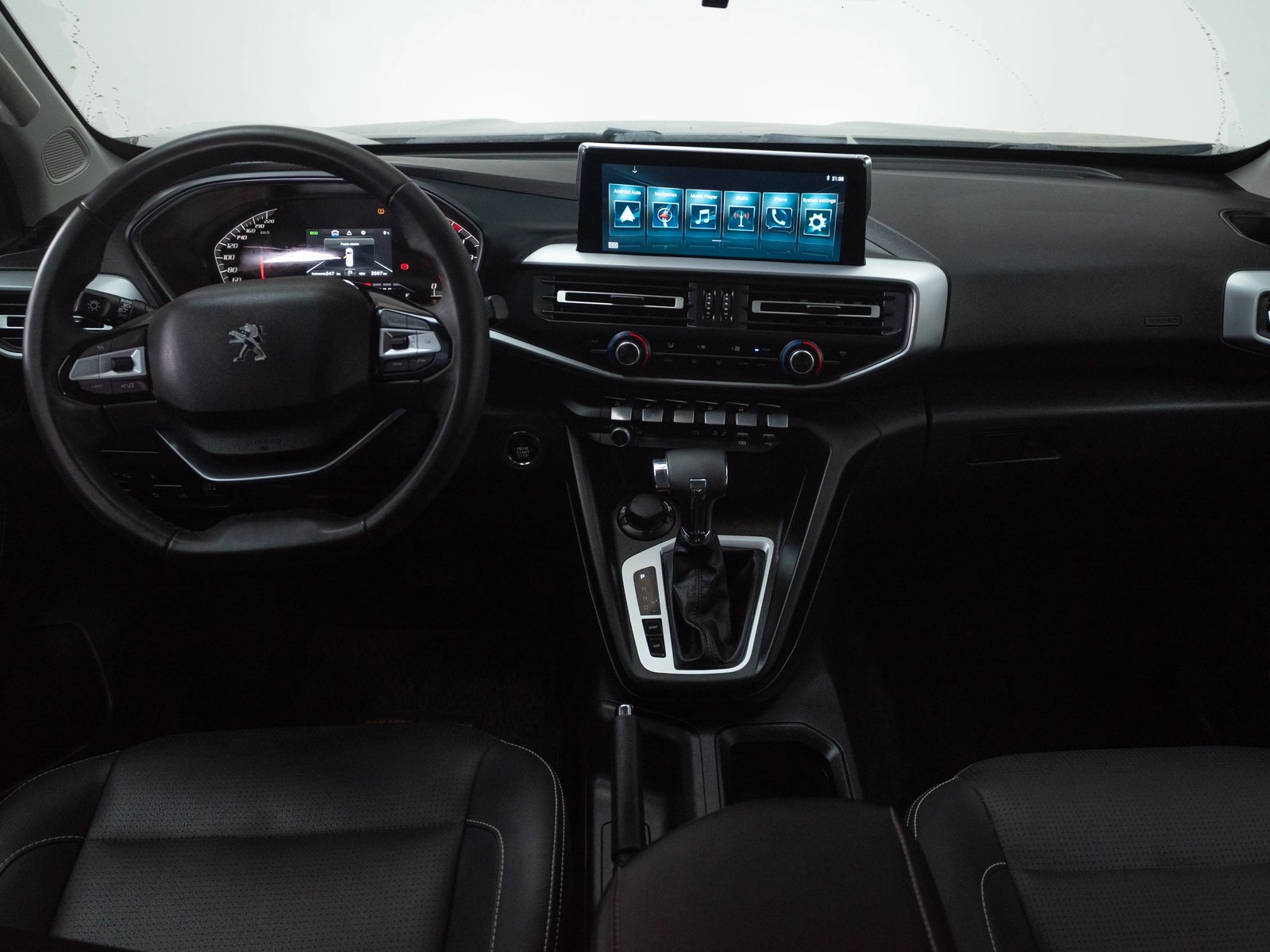Peugeot LANDTREK 2025 - Imagen 14 de 18
