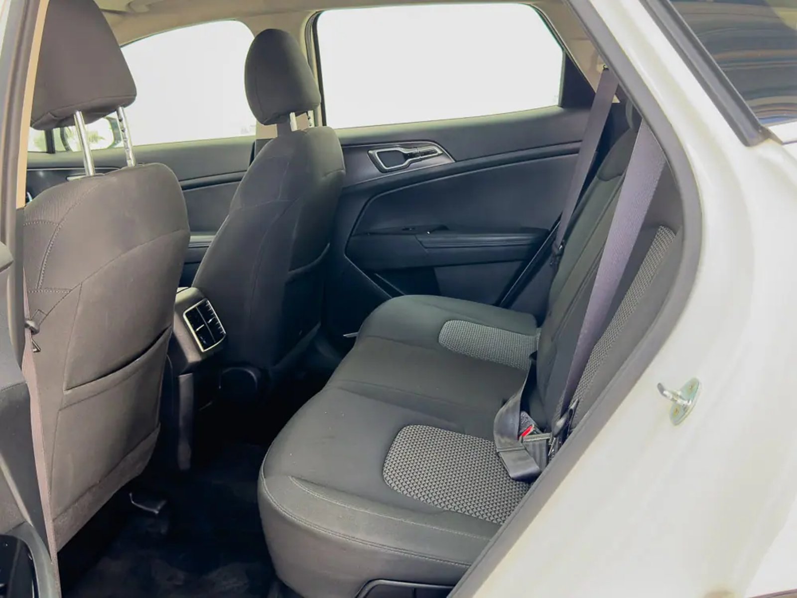KIA SPORTAGE 2023 - Imagen 15 de 16