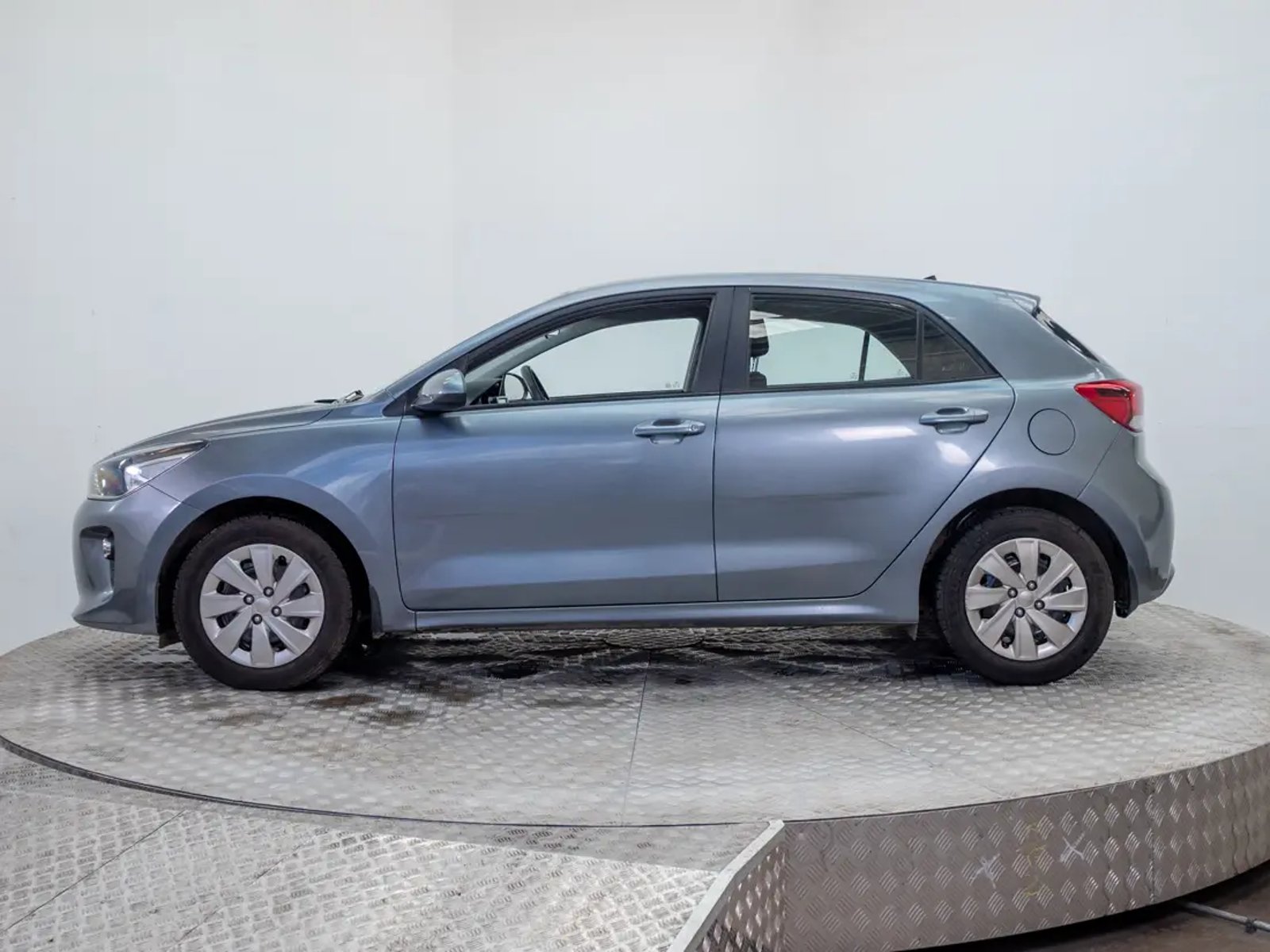 Kia RIO 5 2018 - Foto 3 de 19