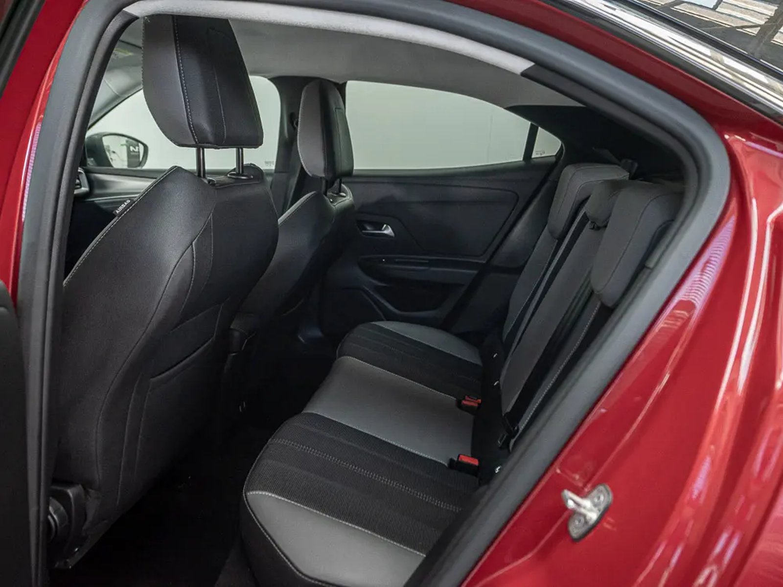 OPEL MOKKA 2025 - Imagen 17 de 17