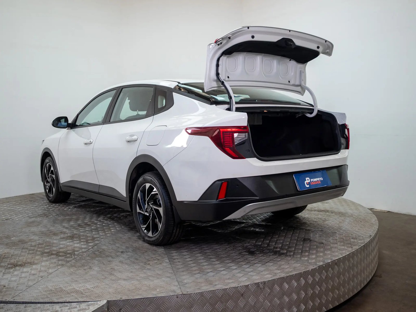 KIA K3 2025 - Imagen 4 de 18
