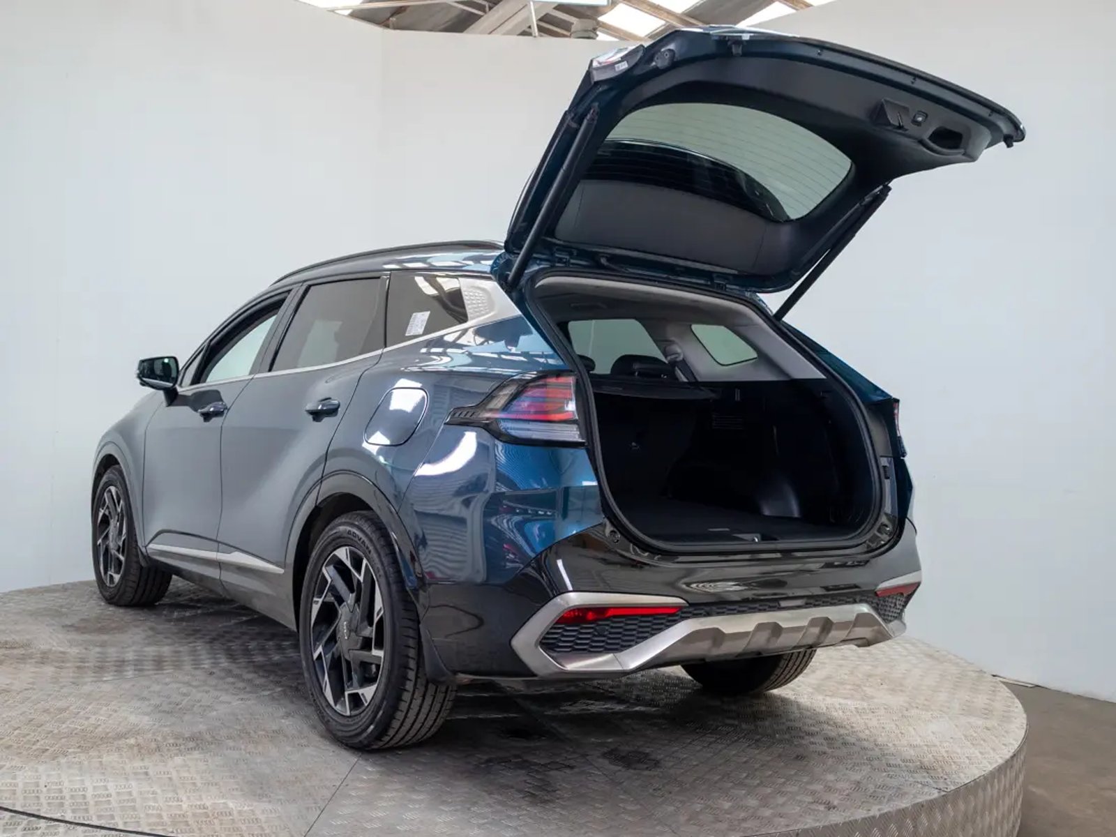 Kia SPORTAGE 2023 - Imagen 10 de 20