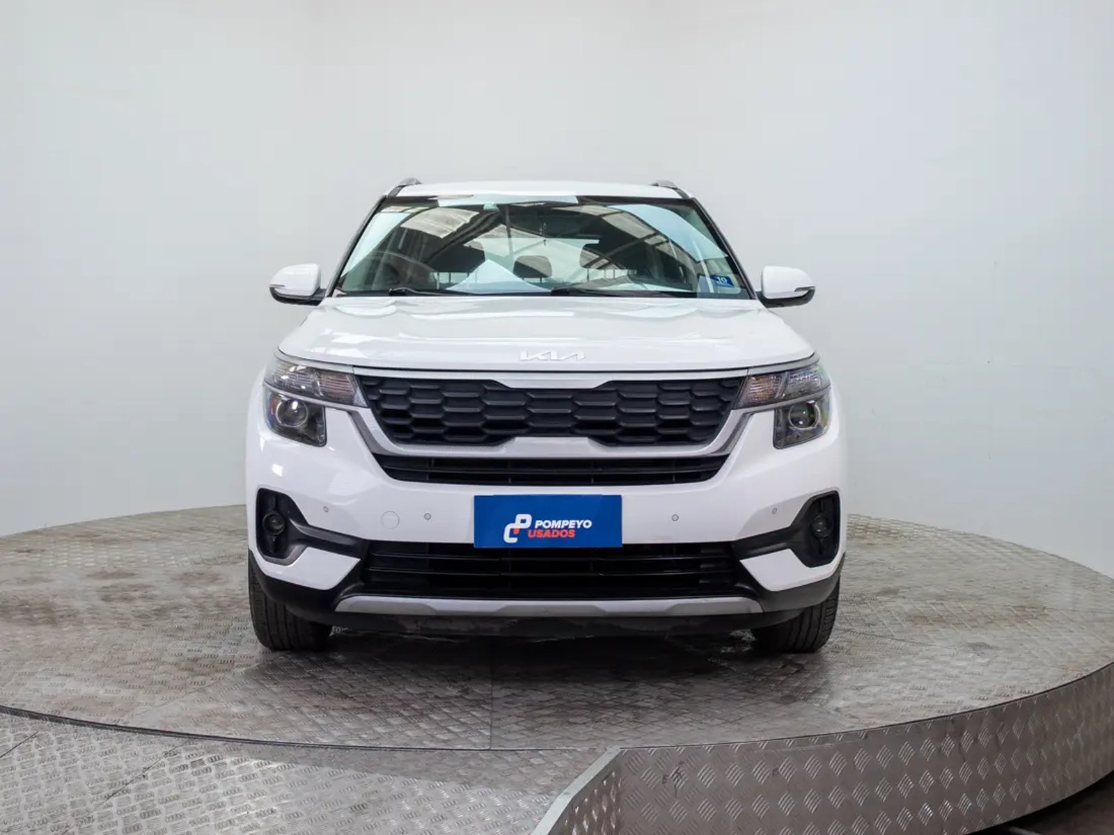 Kia SELTOS 2023 - Foto 2 de 20