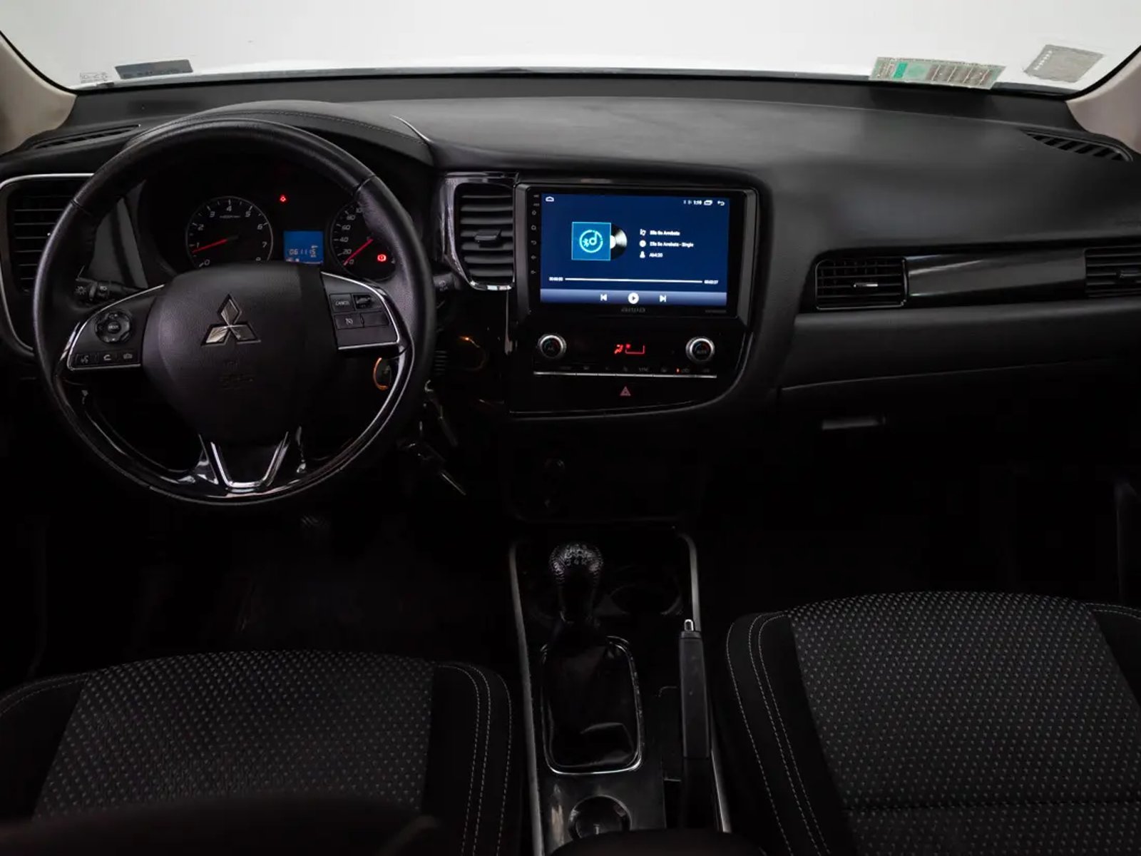 Mitsubishi OUTLANDER 2022 - Imagen 15 de 20