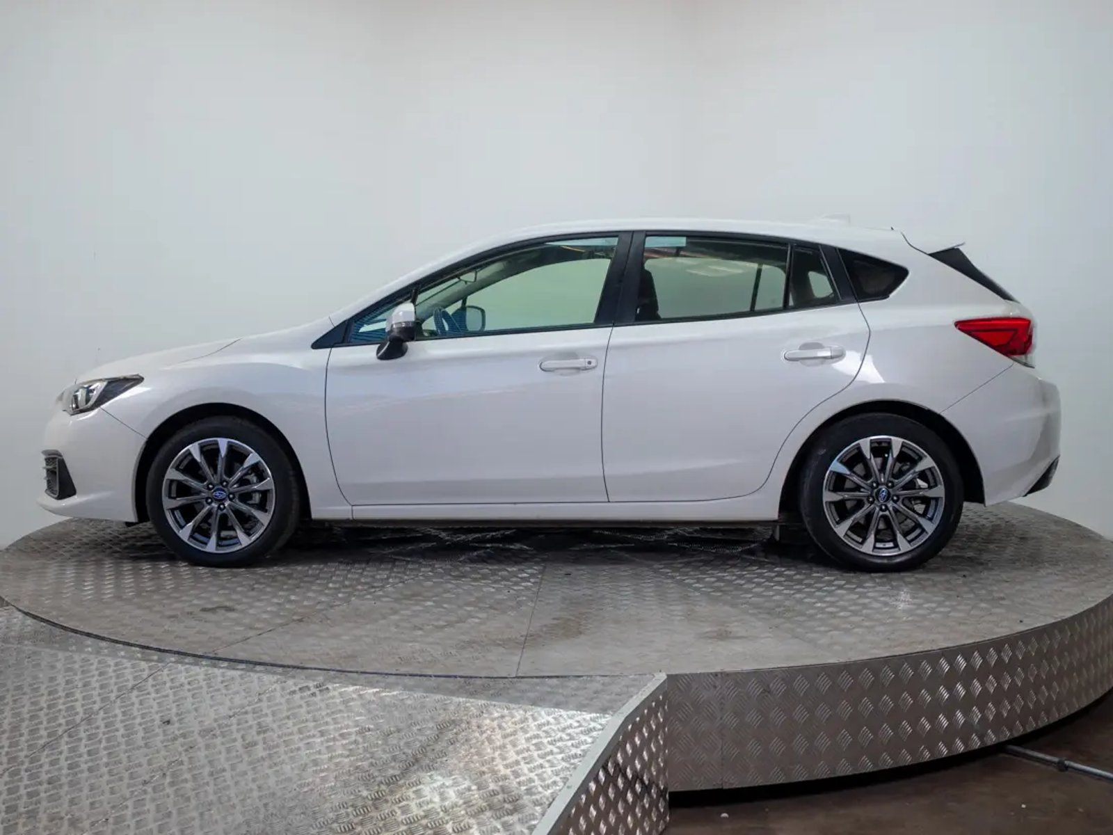 SUBARU IMPREZA 2021 - Imagen 6 de 18