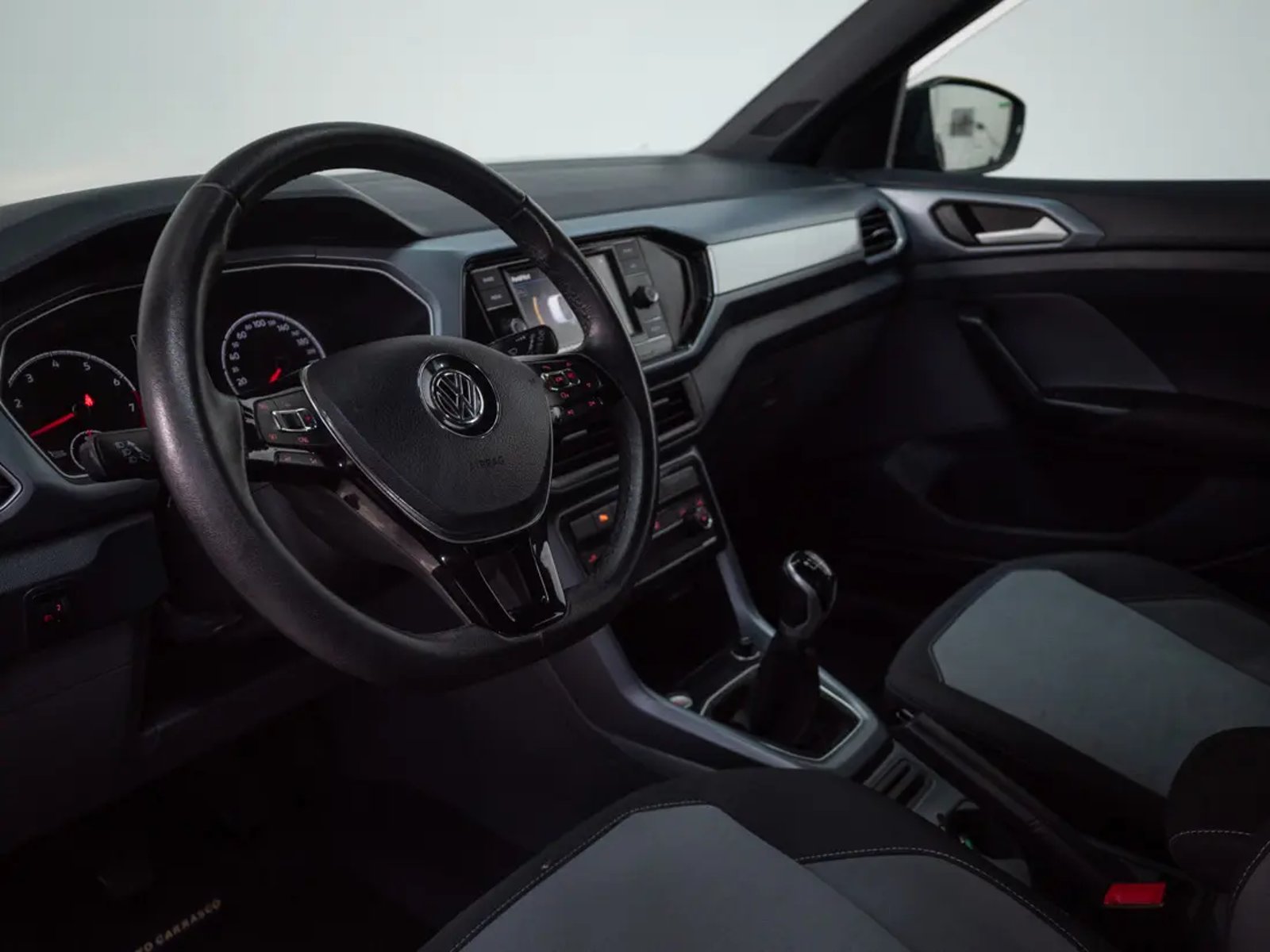 Volkswagen T-CROSS 2021 - Imagen 11 de 19
