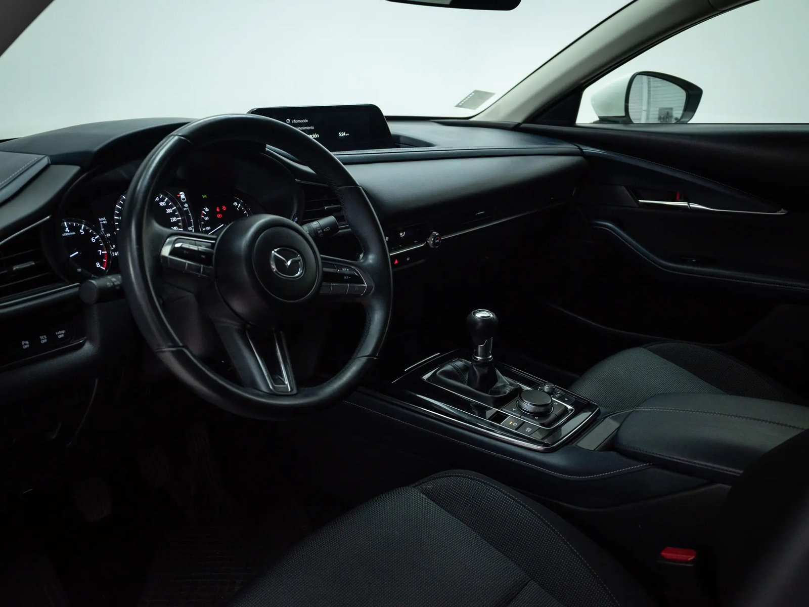 MAZDA CX30 2024 - Imagen 11 de 19