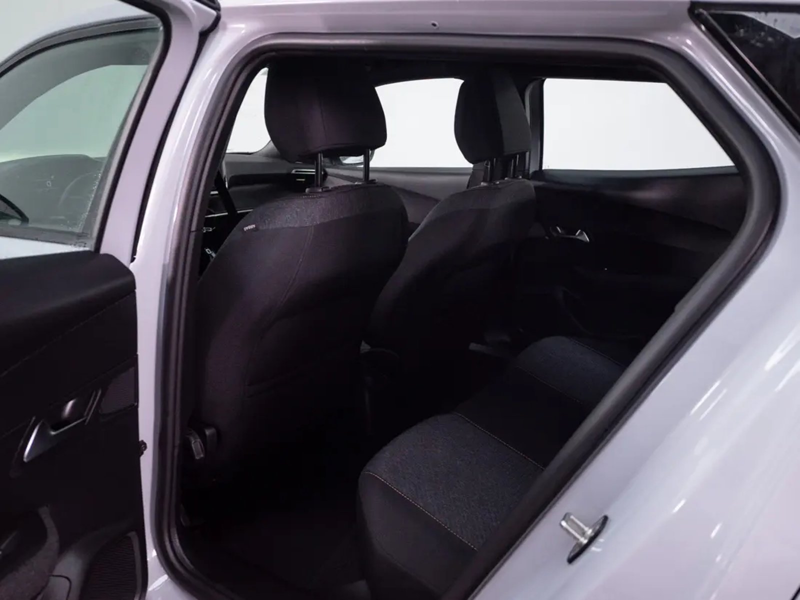 Peugeot 2008 2026 - Imagen 13 de 18