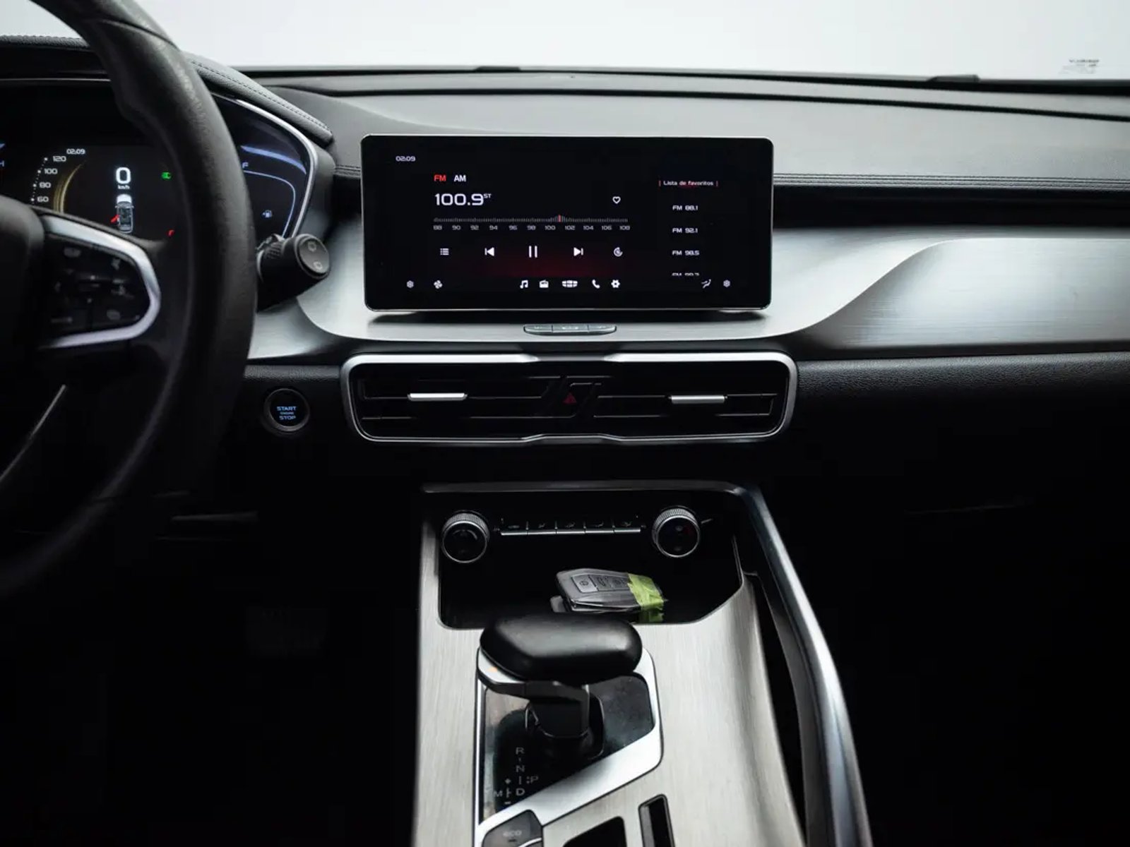 Geely COOLRAY 2023 - Imagen 16 de 19