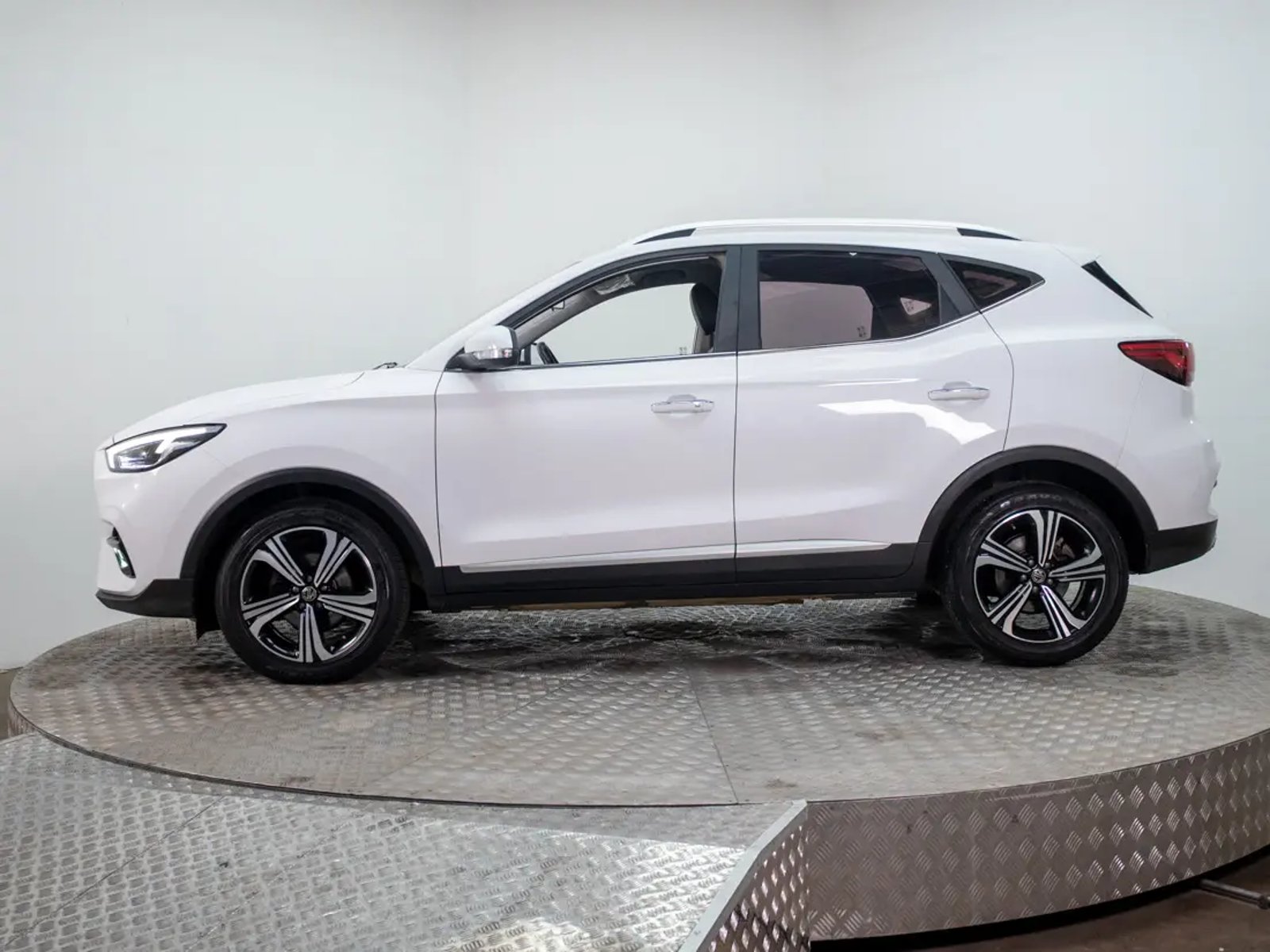 MG ZX 2022 - Imagen 7 de 19