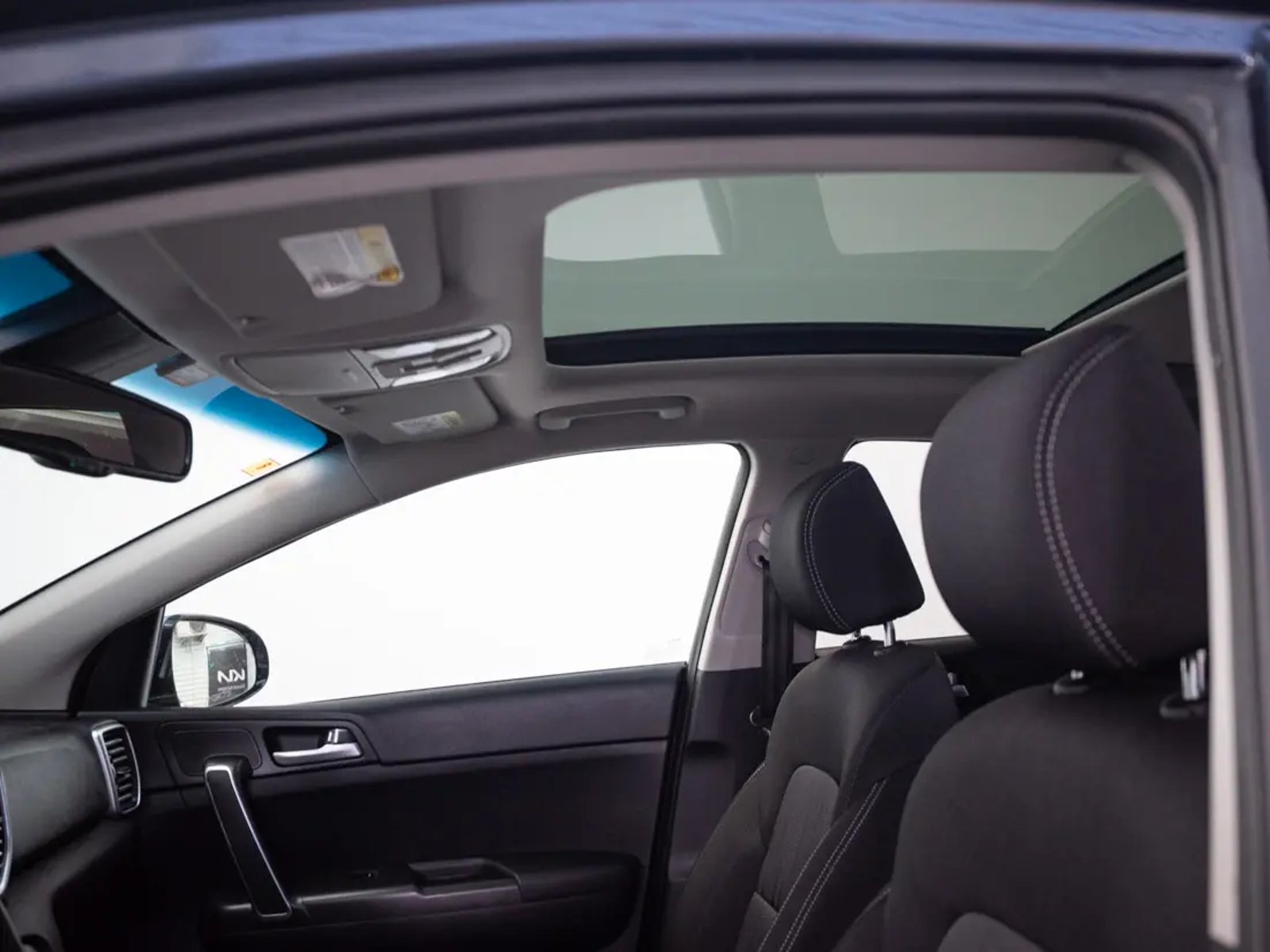 Kia SPORTAGE 2019 - Imagen 17 de 20