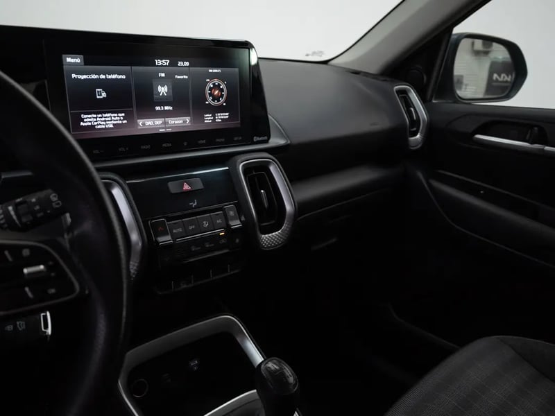Kia SONET 2023 - Imagen 12 de 20