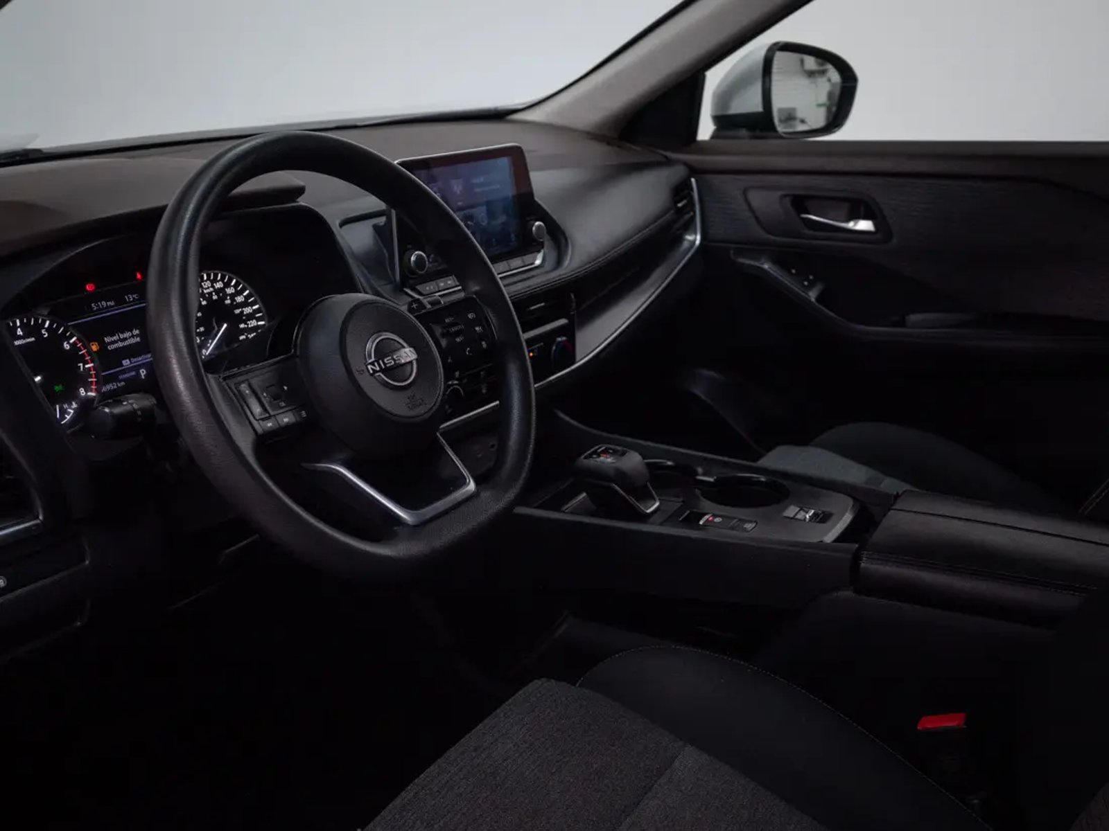 NISSAN X-TRAIL 2023 - Imagen 16 de 17