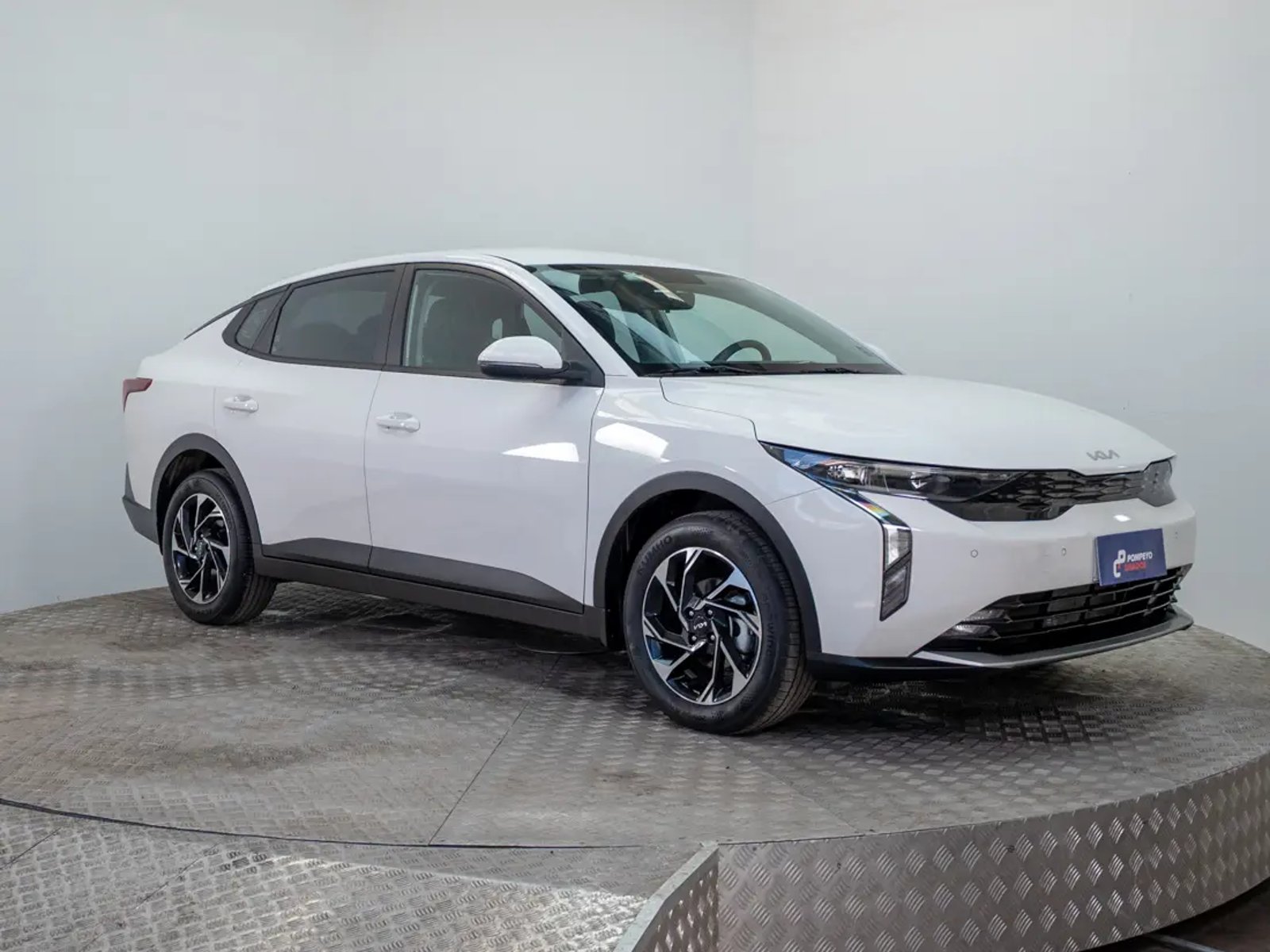 Kia K3 2025 - Imagen 9 de 19