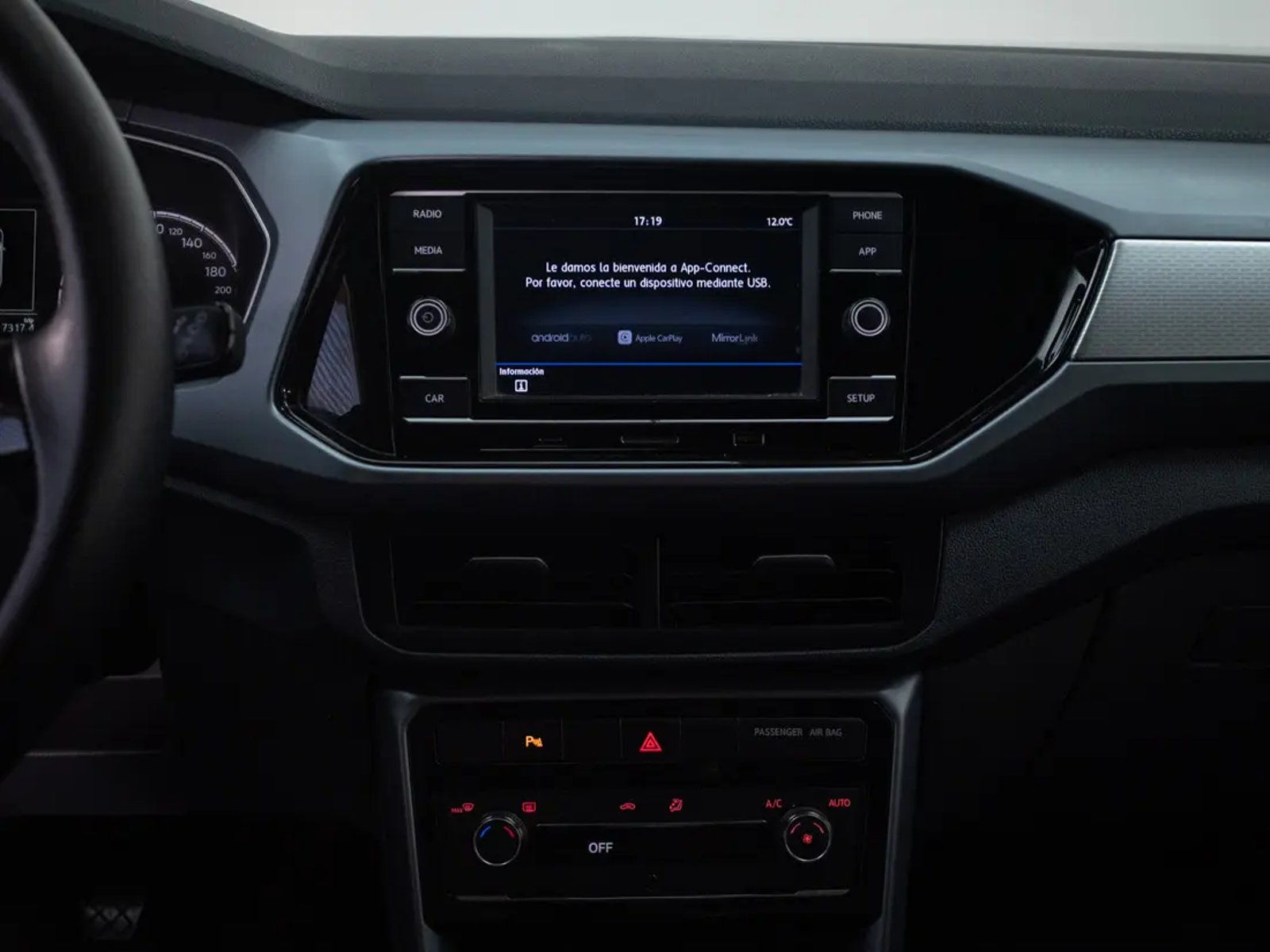 Volkswagen T-CROSS 2021 - Imagen 16 de 19