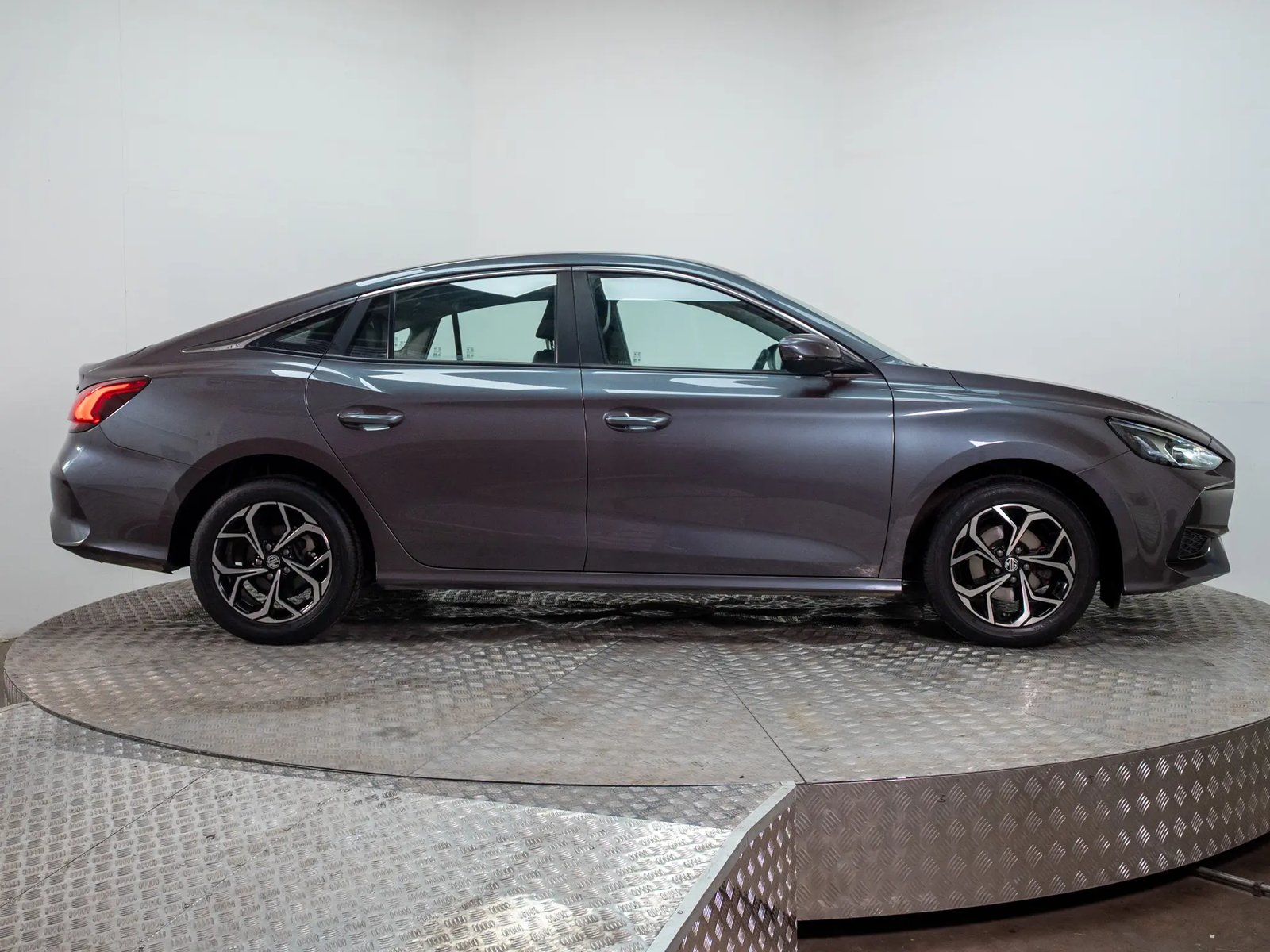MG GT 2024 - Imagen 9 de 20