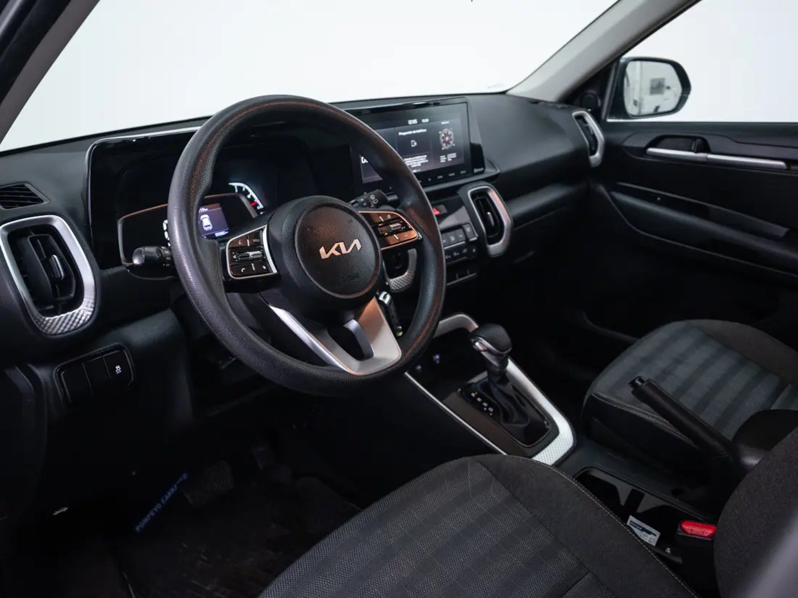 Kia SONET 2024 - Imagen 11 de 20