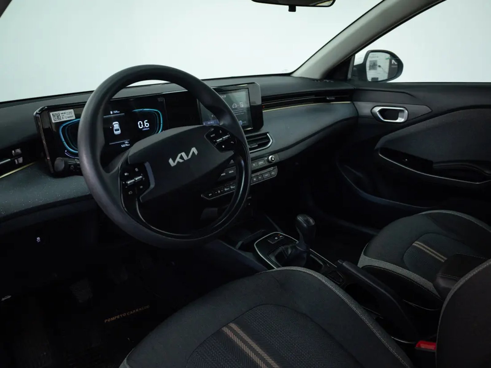 KIA K3 2024 - Imagen 13 de 19