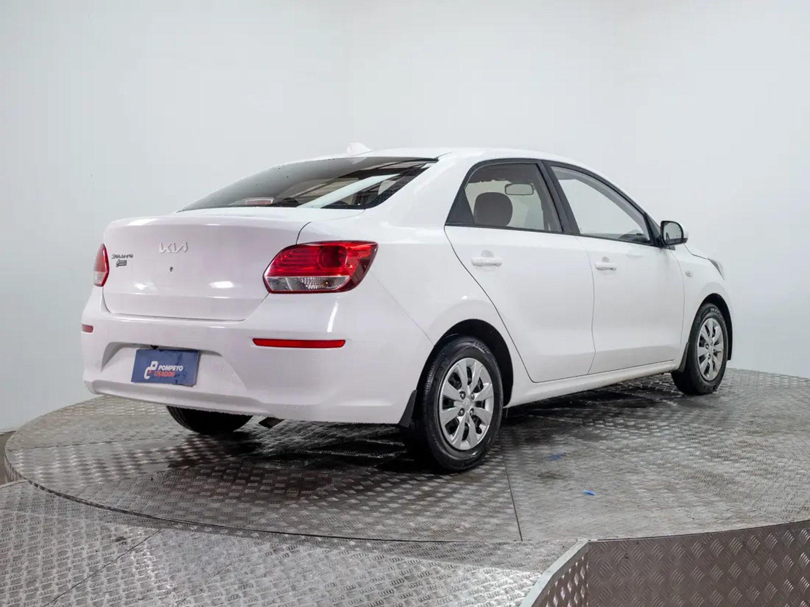 Kia SOLUTO 2022 - Imagen 7 de 20