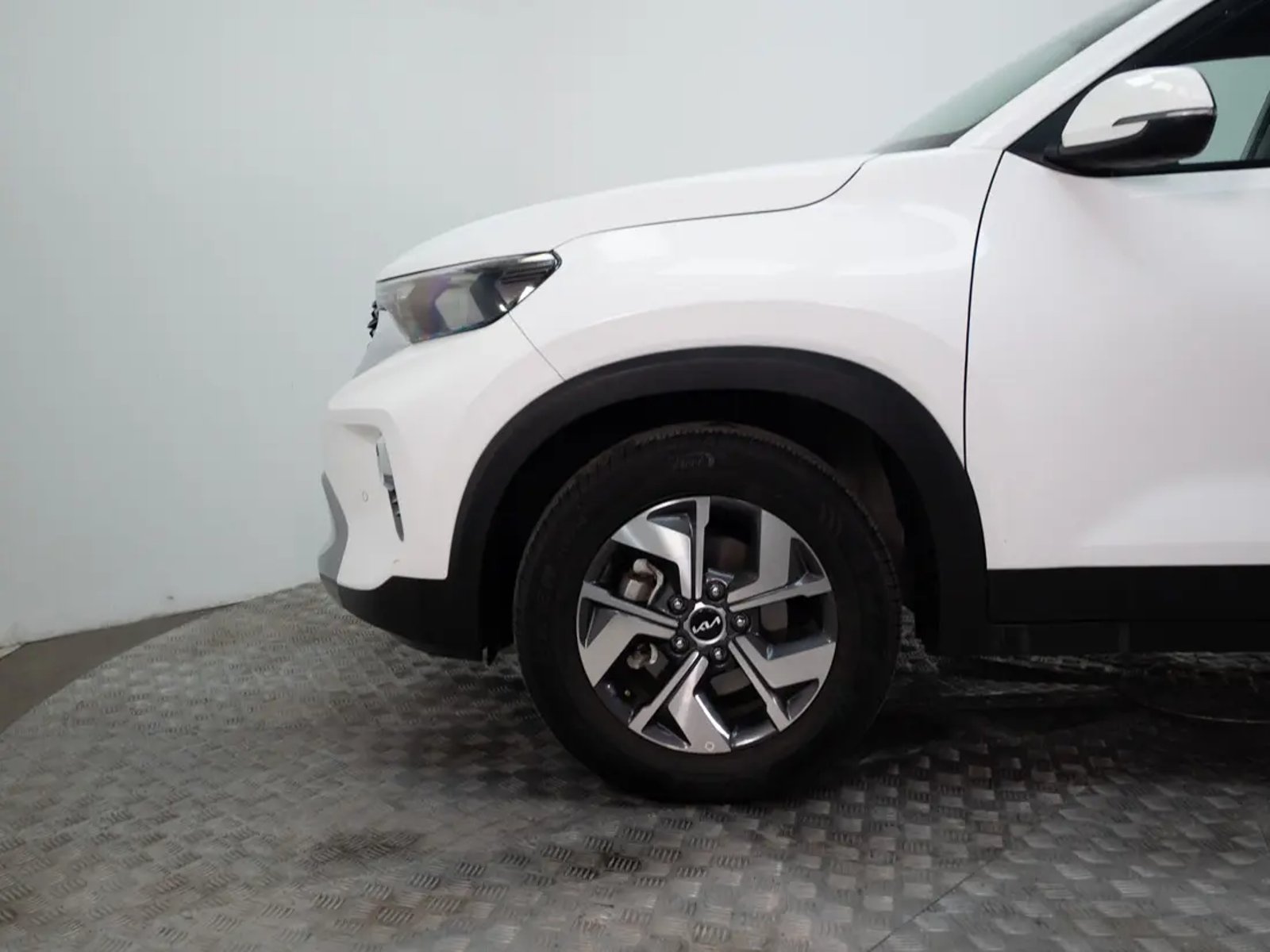 Kia SONET 2024 - Foto 2 de 15