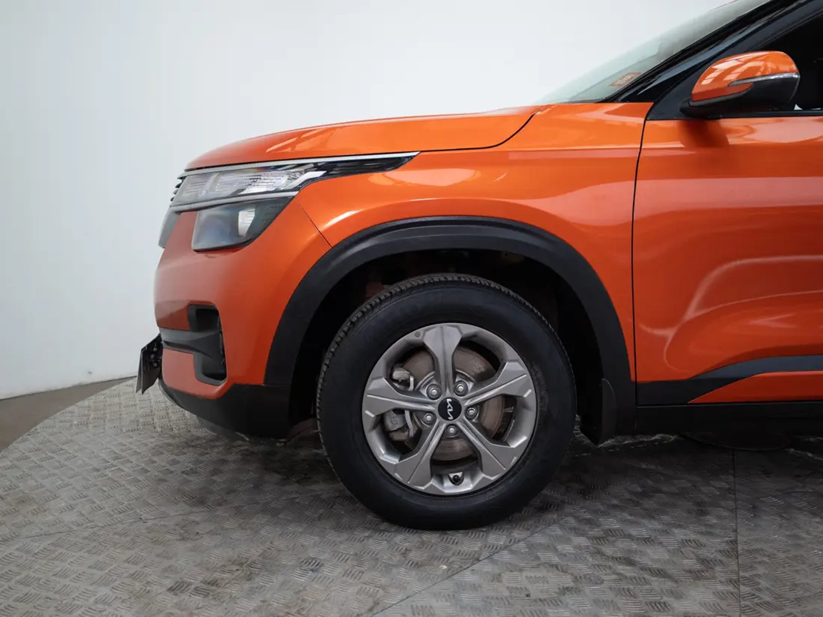 Kia SELTOS 2022 - Imagen 17 de 20