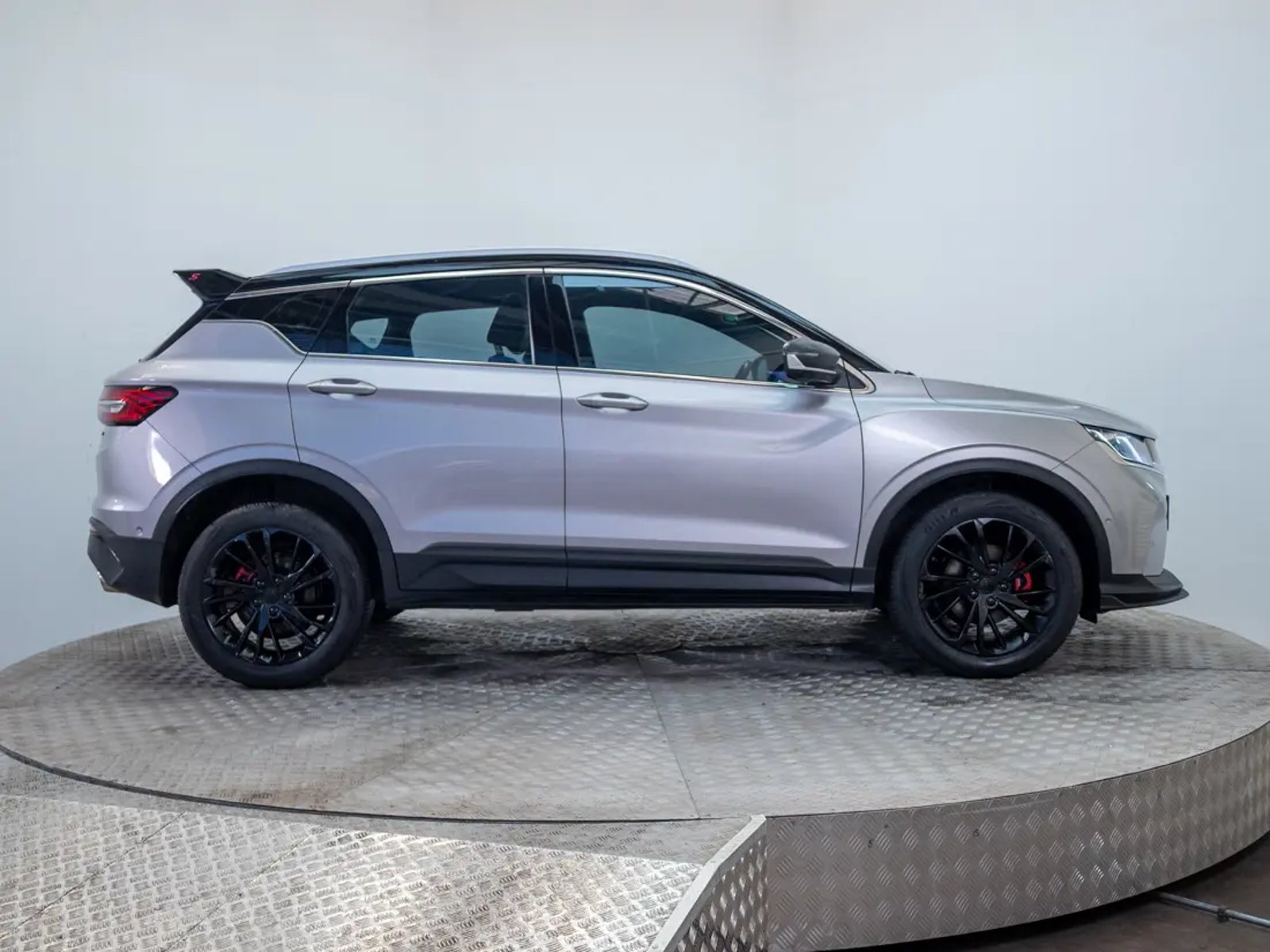 Geely COOLRAY 2023 - Foto 2 de 17