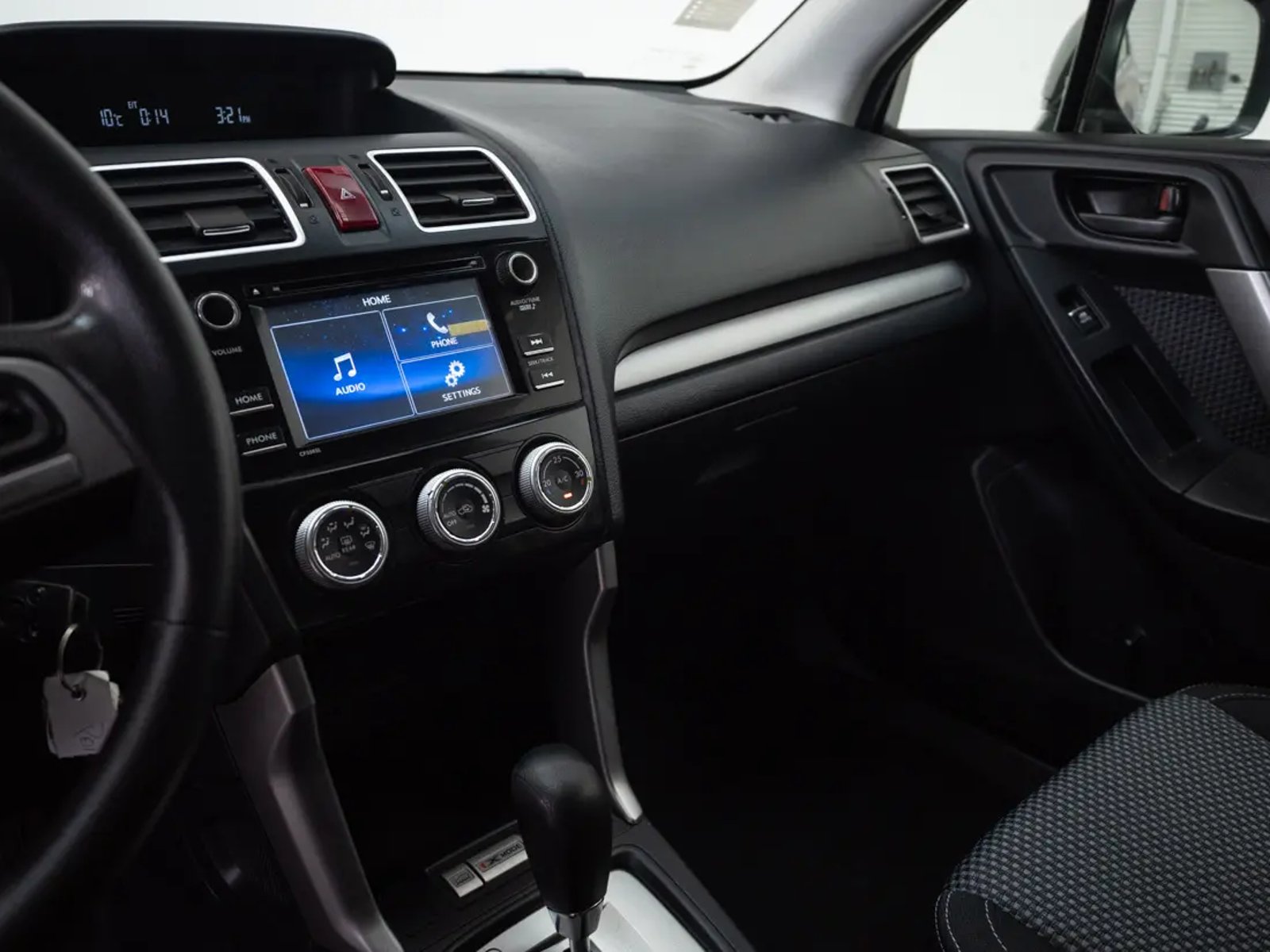 Subaru FORESTER 2018 - Imagen 9 de 16