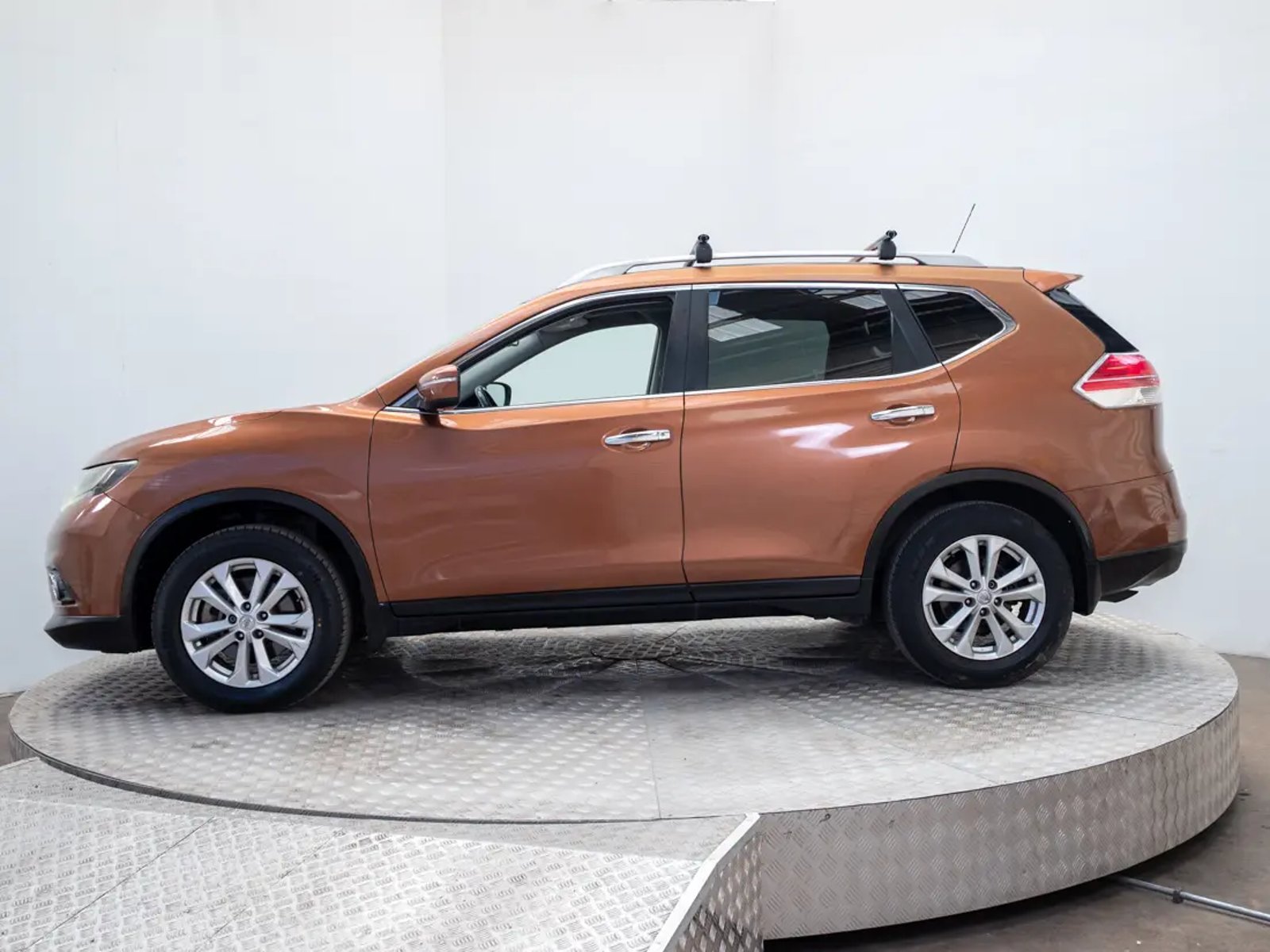 Nissan X-TRAIL 2016 - Foto 4 de 20