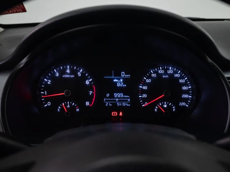 Kia RIO 5 2020 - Imagen 13 de 20