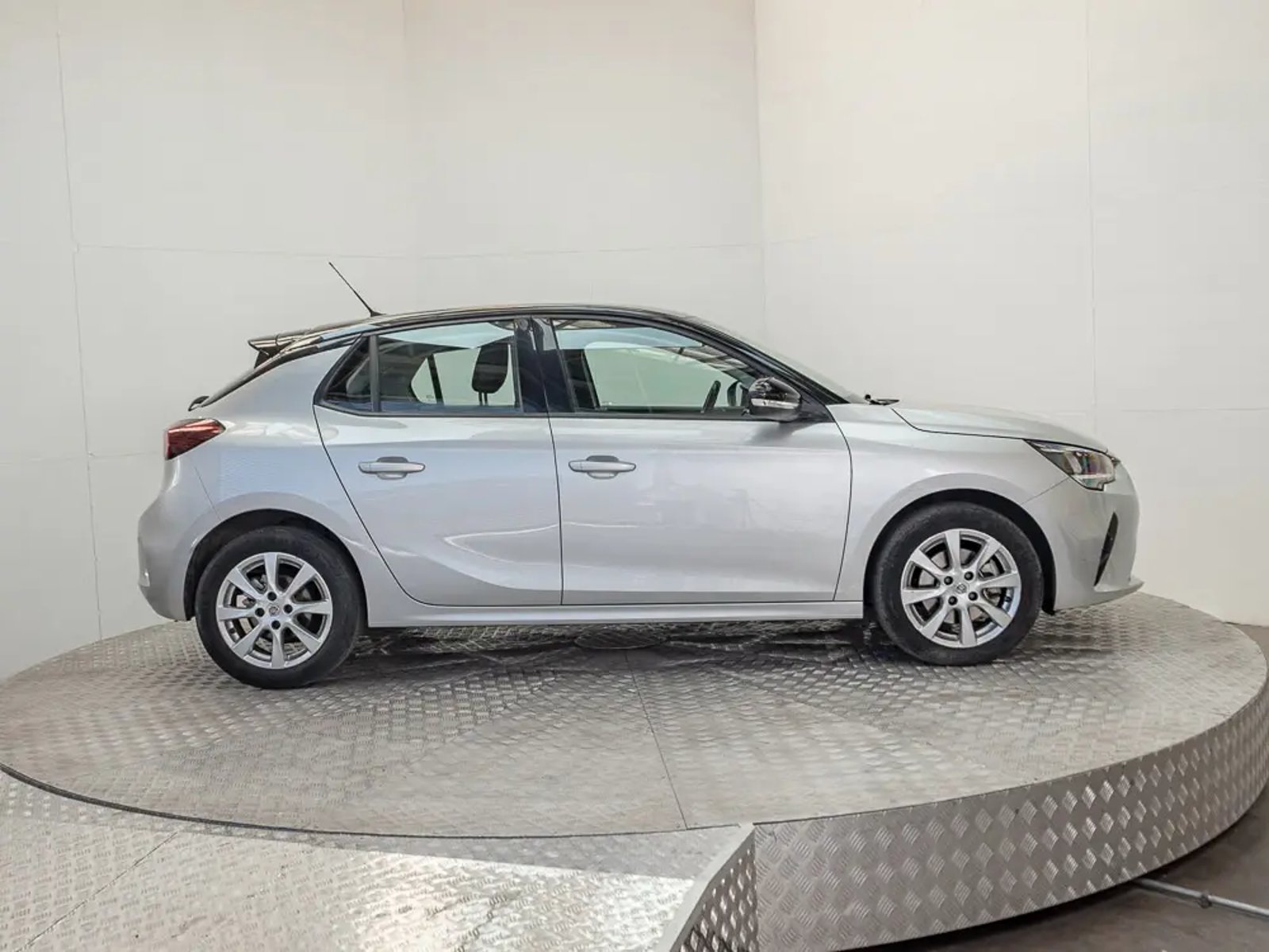 OPEL CORSA 2023 - Imagen 8 de 13