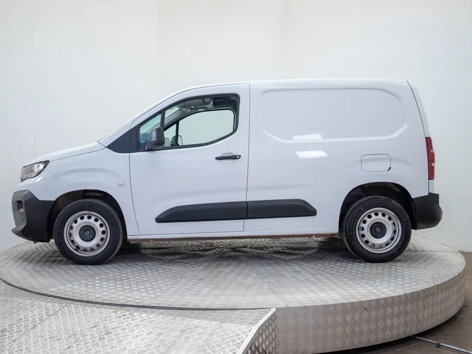 Peugeot PARTNER 2026 - Foto 4 de 17