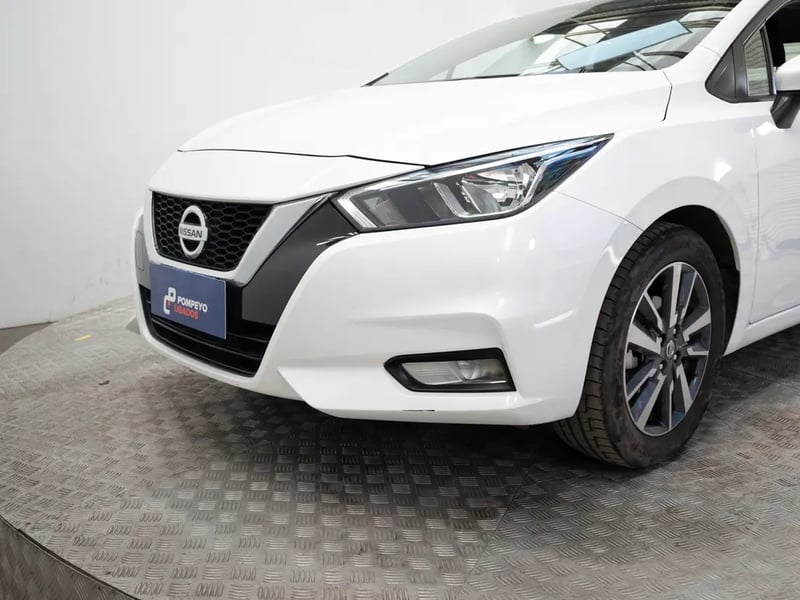 Nissan VERSA 2023 - Imagen 18 de 20