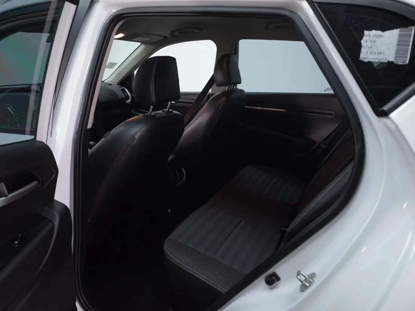 Kia SONET 2023 - Imagen 14 de 19