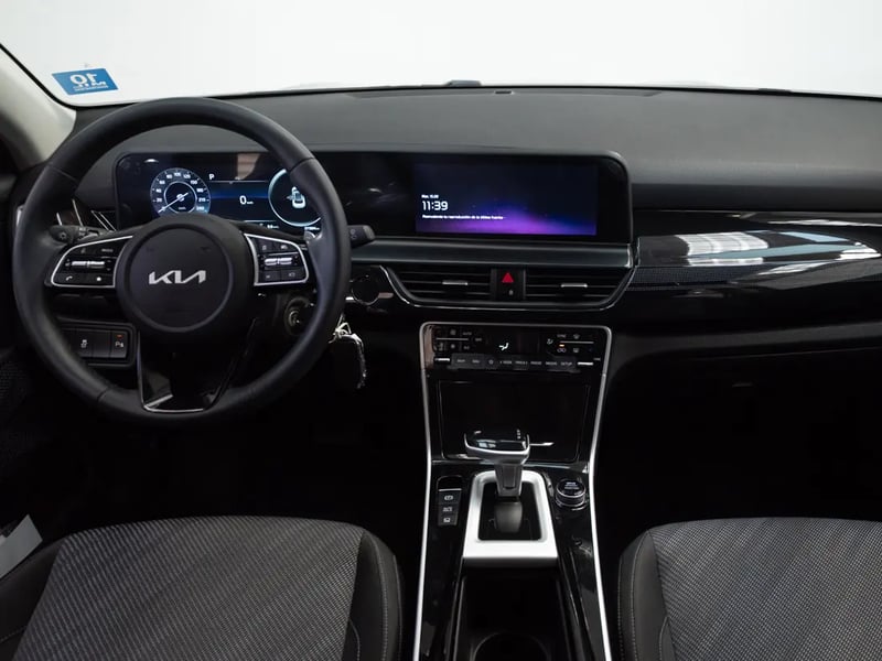 Kia SELTOS 2024 - Imagen 15 de 20