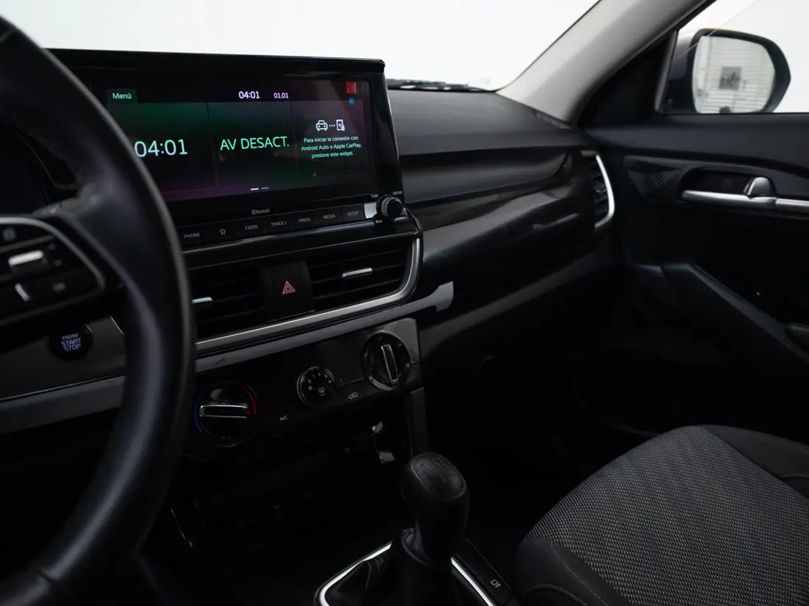 Kia SELTOS 2024 - Imagen 12 de 20