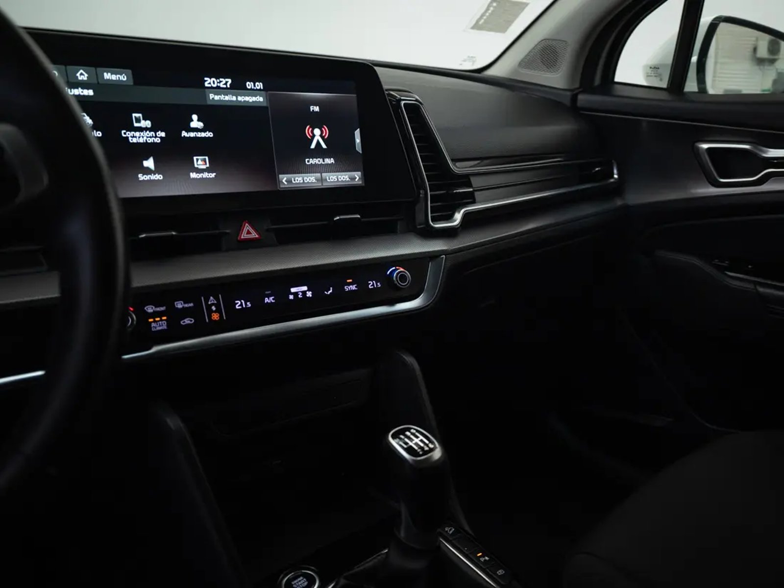 Kia SPORTAGE 2022 - Imagen 12 de 19