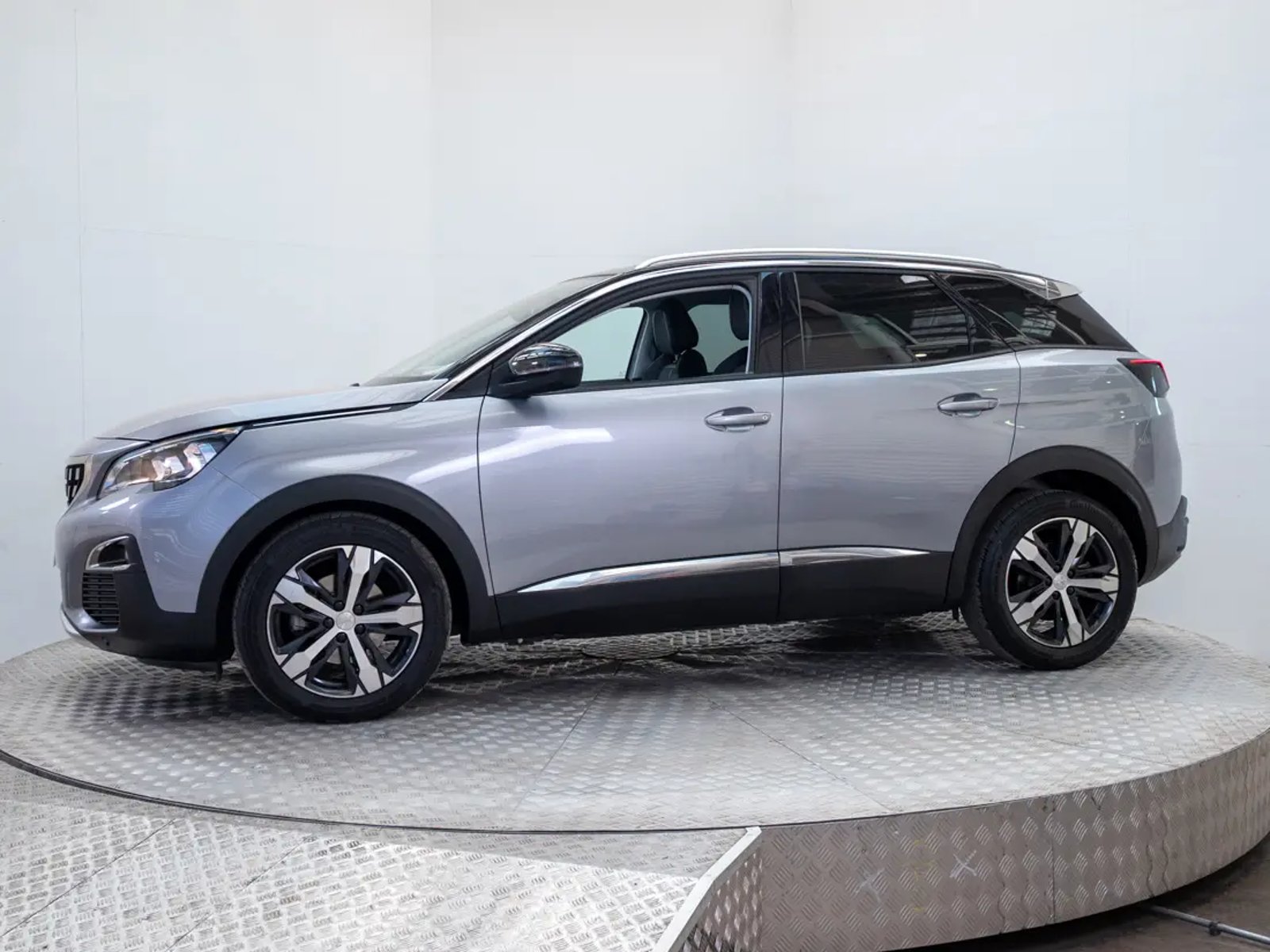 Peugeot 3008 2019 - Foto 4 de 20