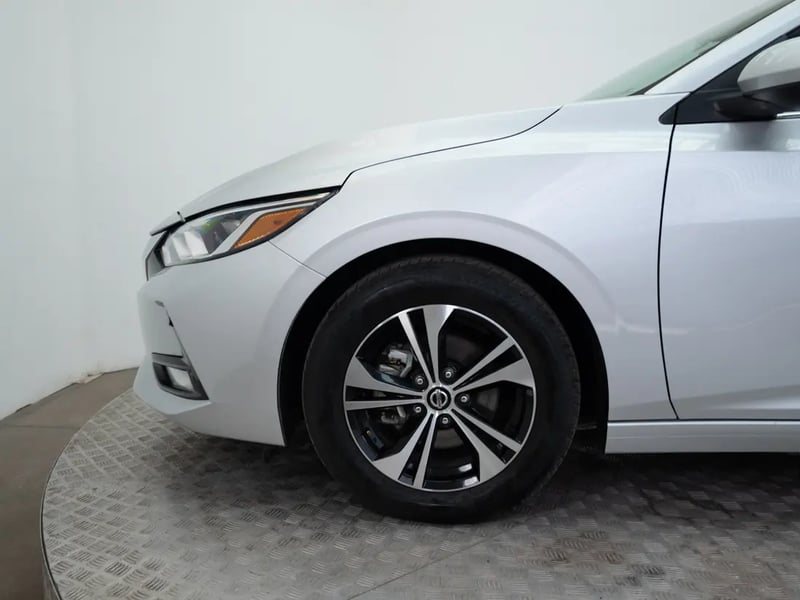 Nissan SENTRA 2023 - Imagen 17 de 19