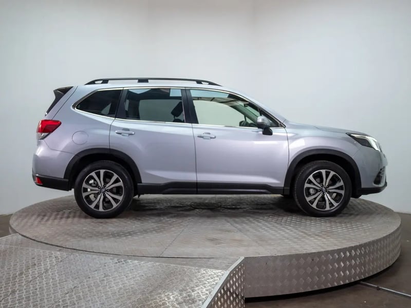 Subaru FORESTER 2025 - Imagen 9 de 19