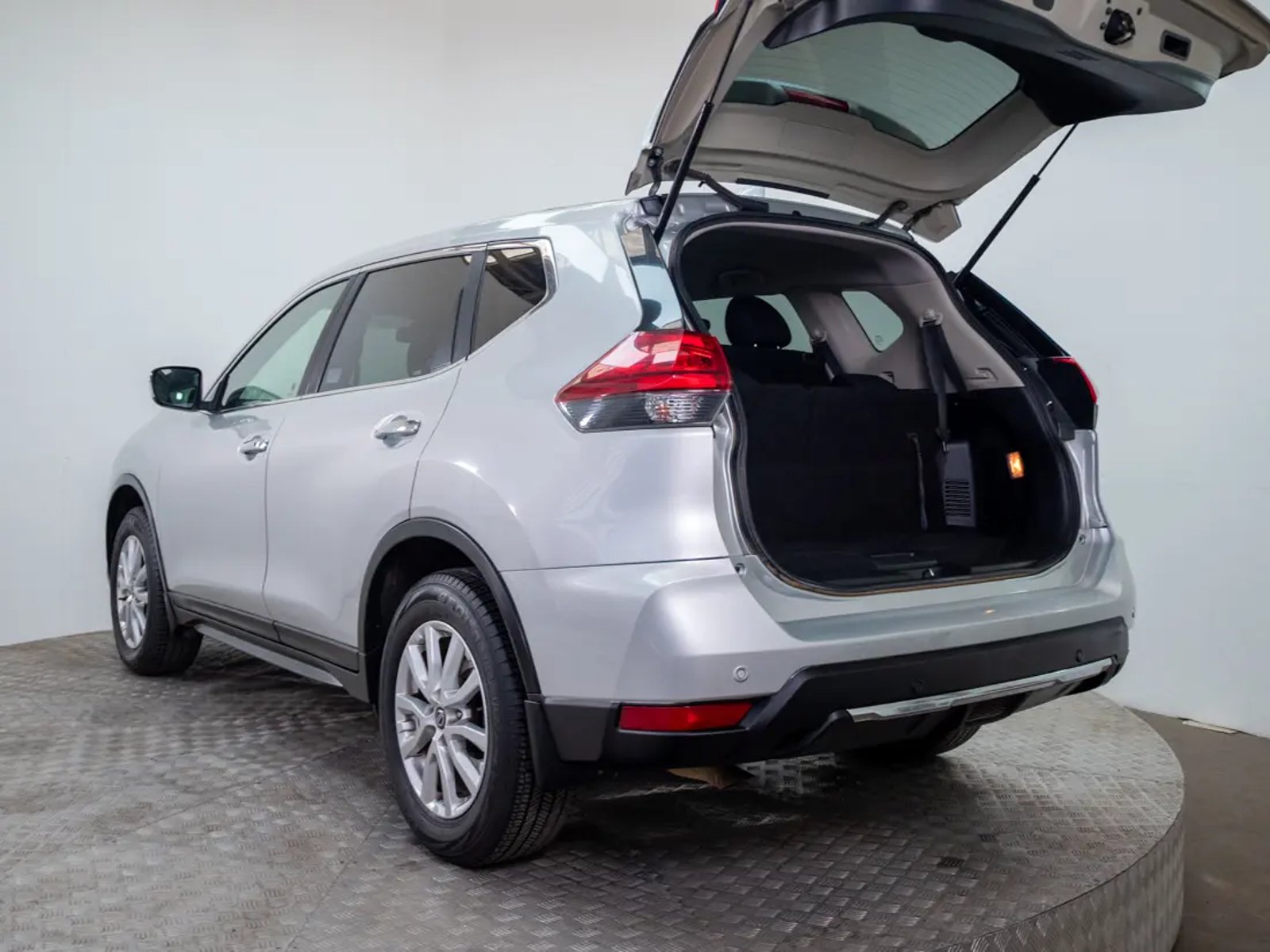 Nissan X-TRAIL 2021 - Imagen 8 de 17