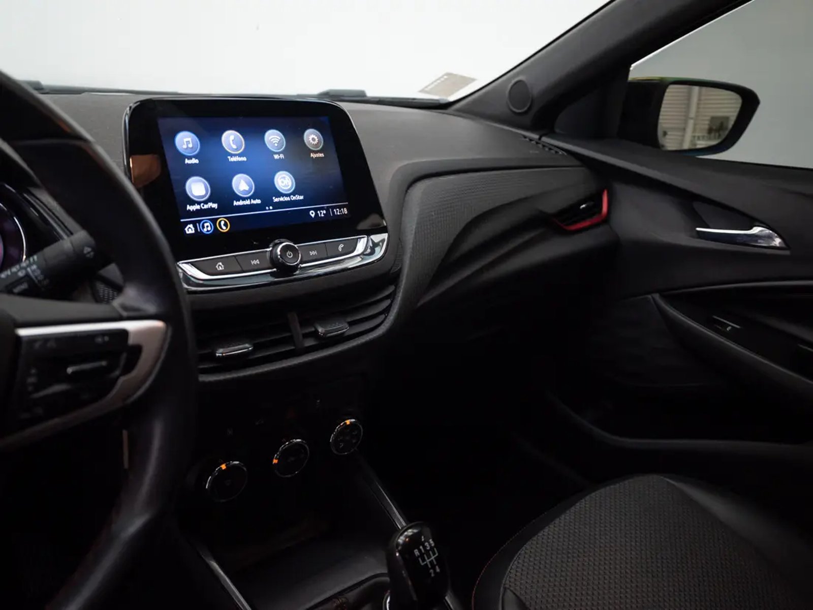 Chevrolet ONIX 2024 - Imagen 10 de 18