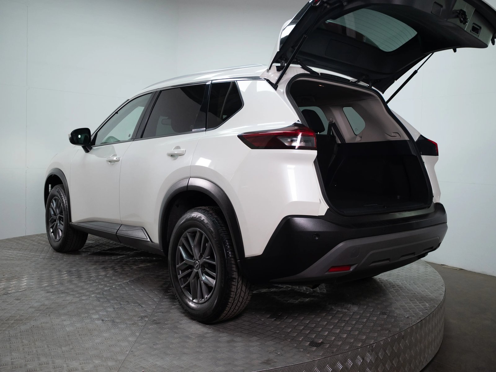 Nissan X-TRAIL 2023 - Imagen 10 de 19