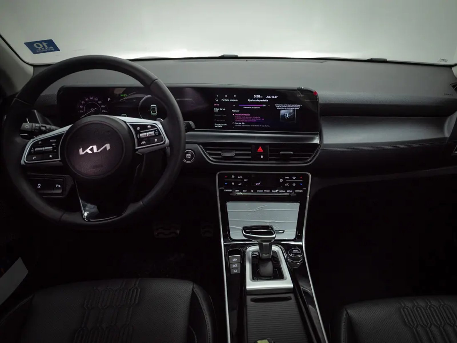 Kia SELTOS 2025 - Imagen 15 de 19