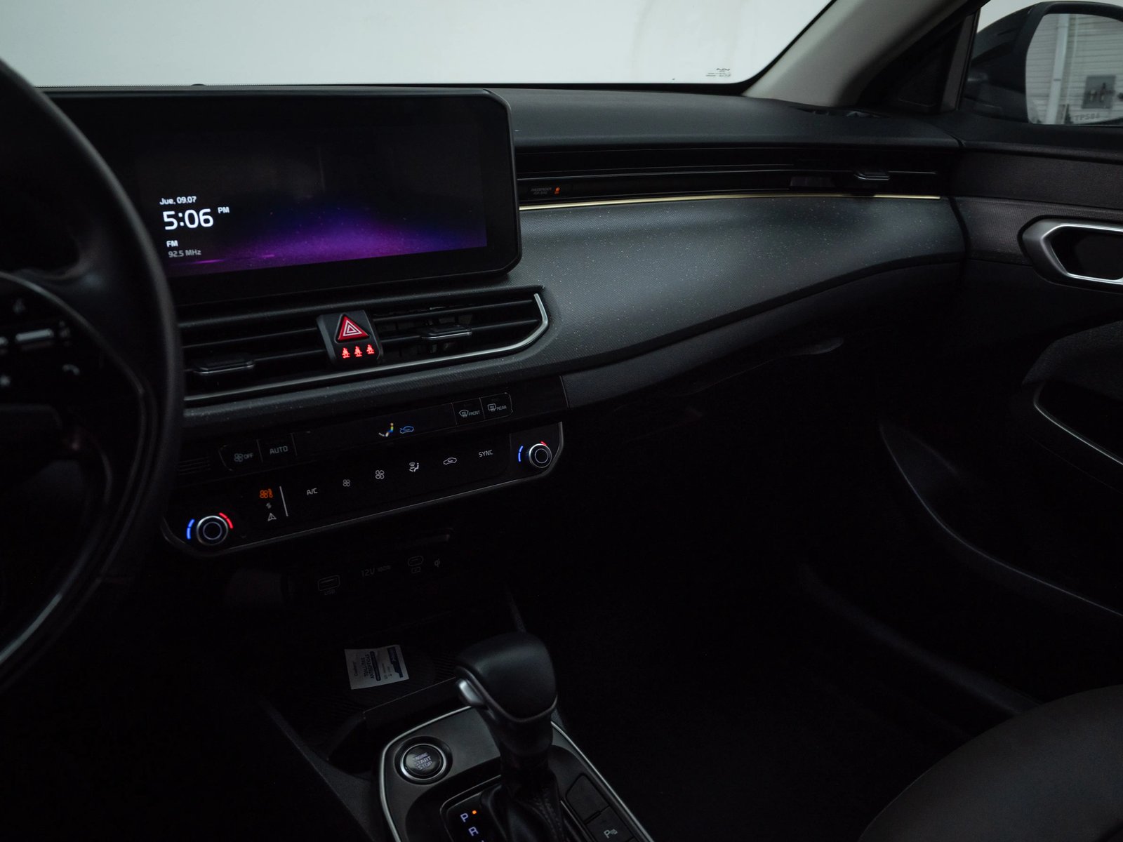 Kia K3 2025 - Imagen 10 de 12