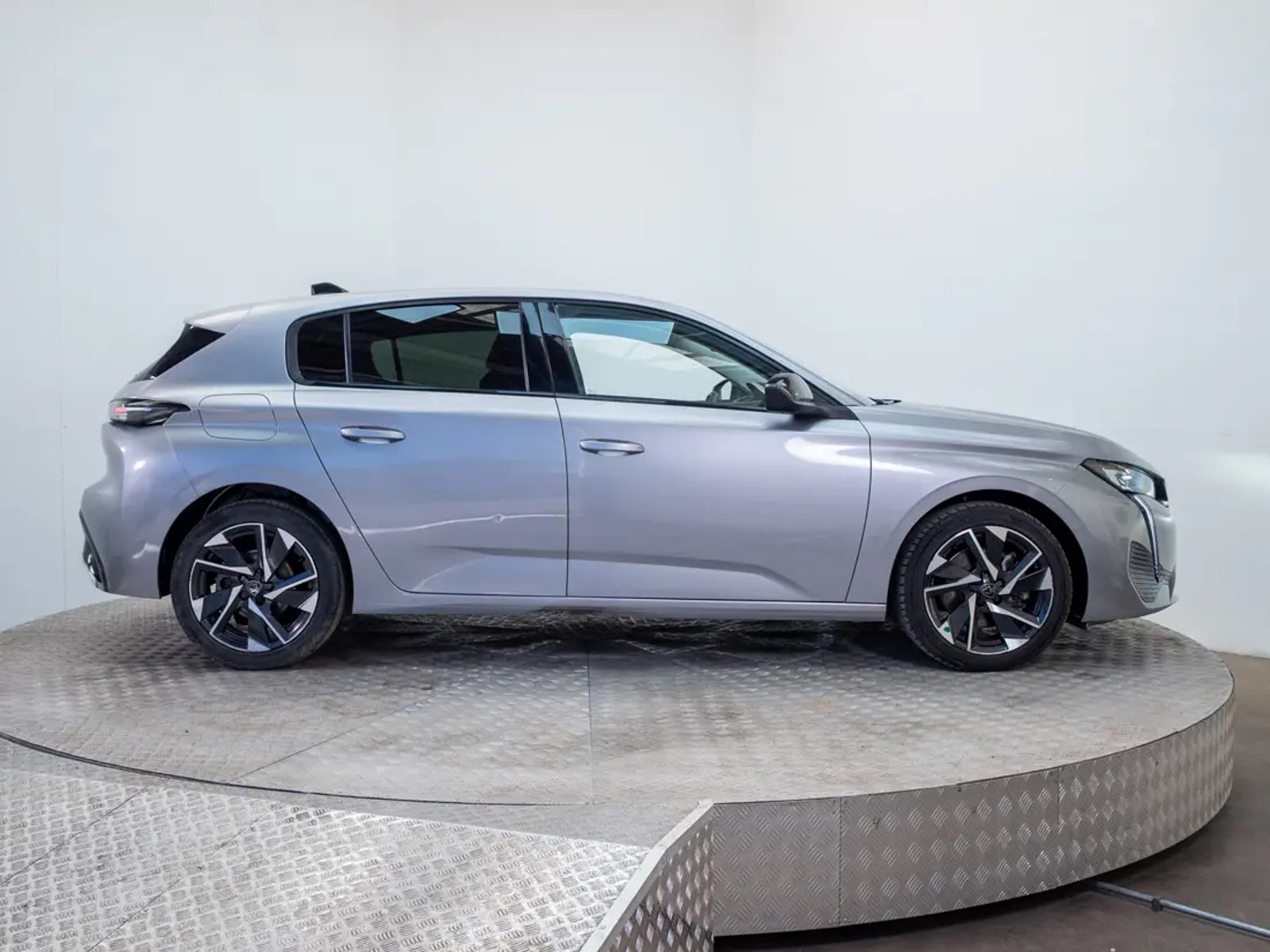 Peugeot 308 2023 - Imagen 8 de 20