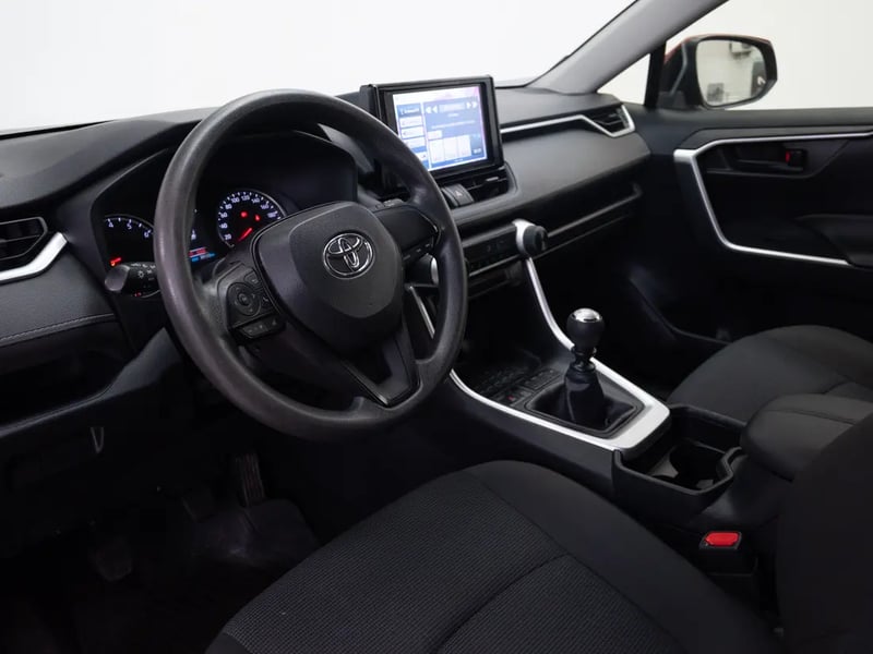 Toyota RAV 4 2024 - Imagen 11 de 20