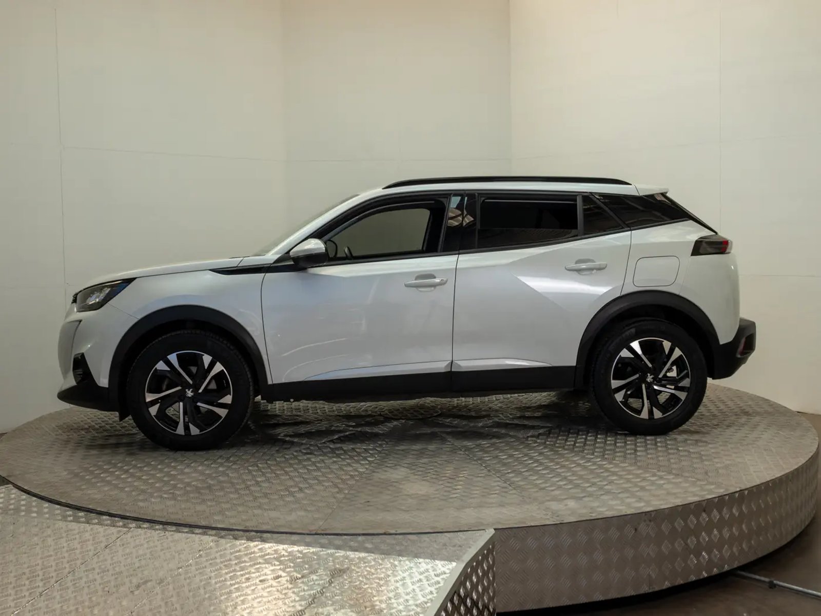 PEUGEOT 2008 2022 - Imagen 5 de 17